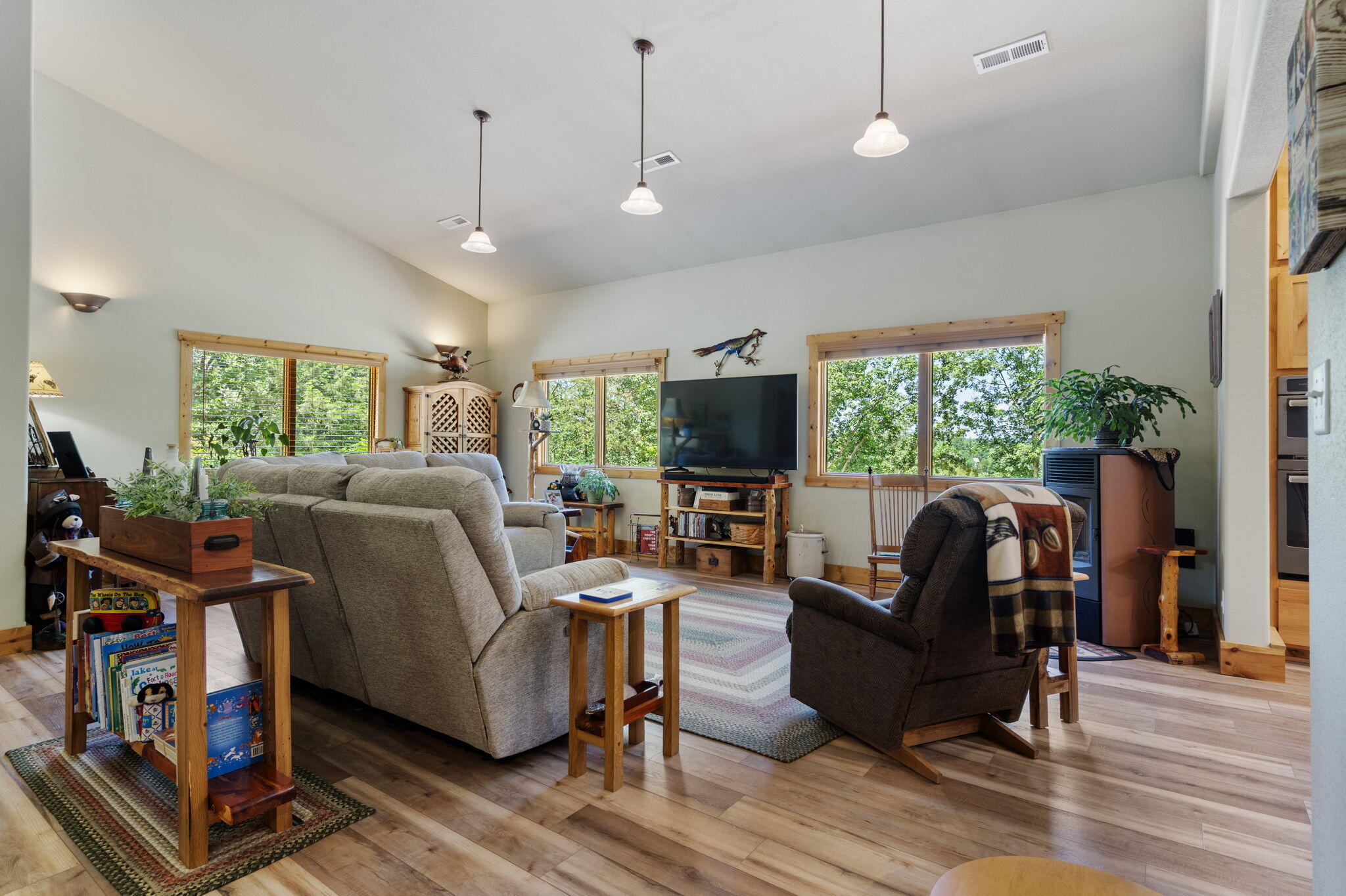 26474 Kings River Road Property Photo 31
