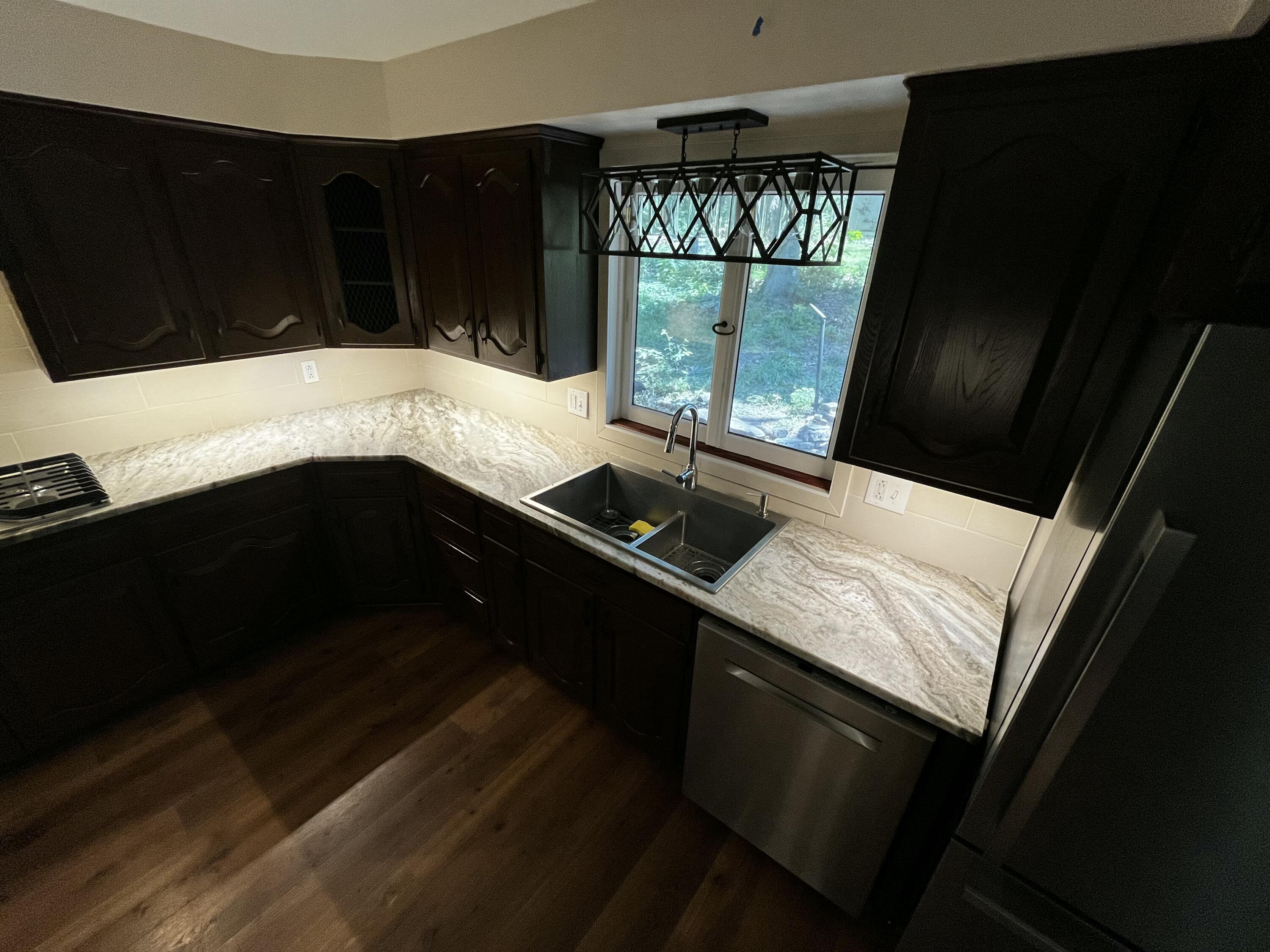 805 East 13th Street Property Photo 9