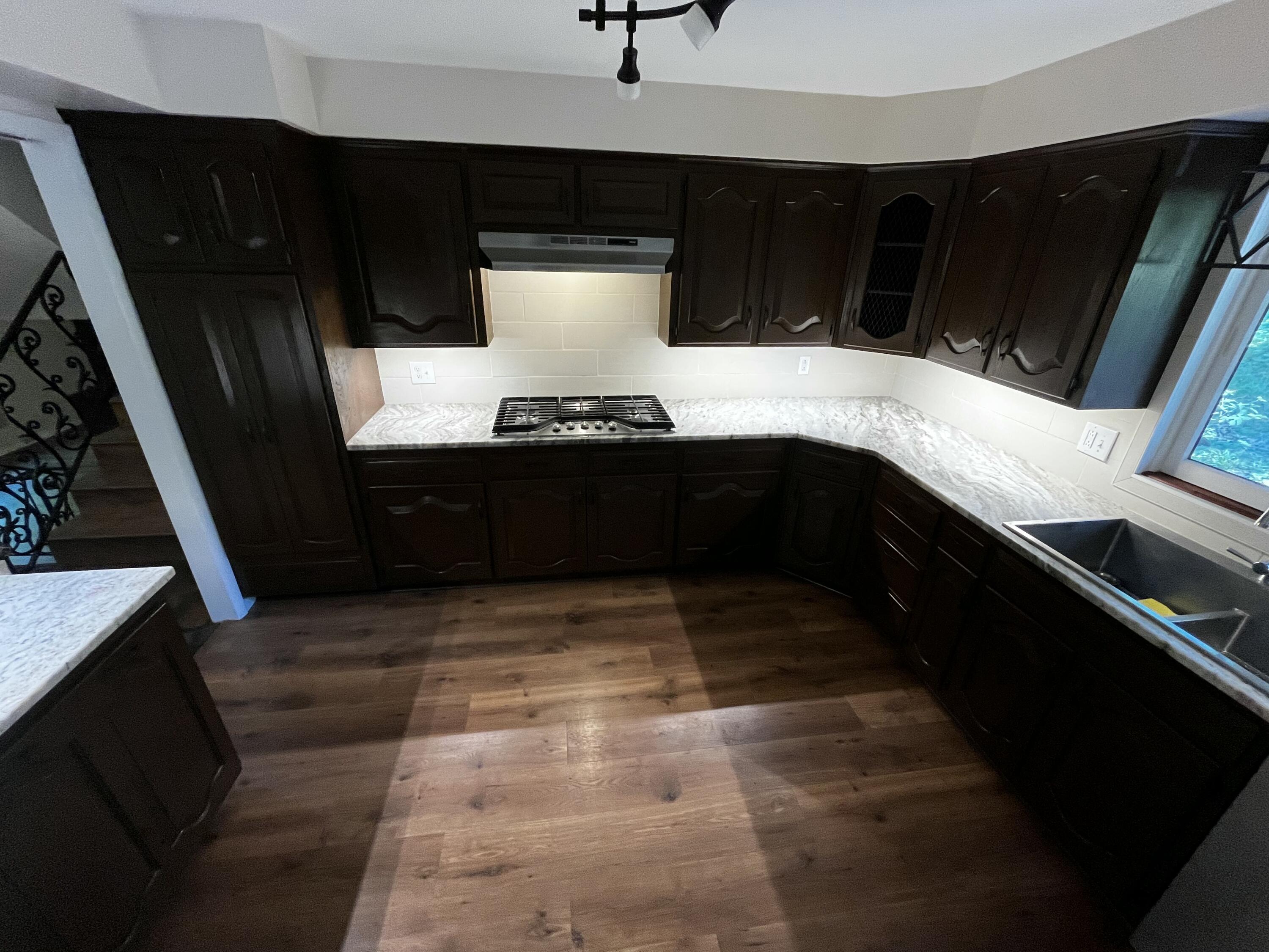 805 East 13th Street Property Photo 10