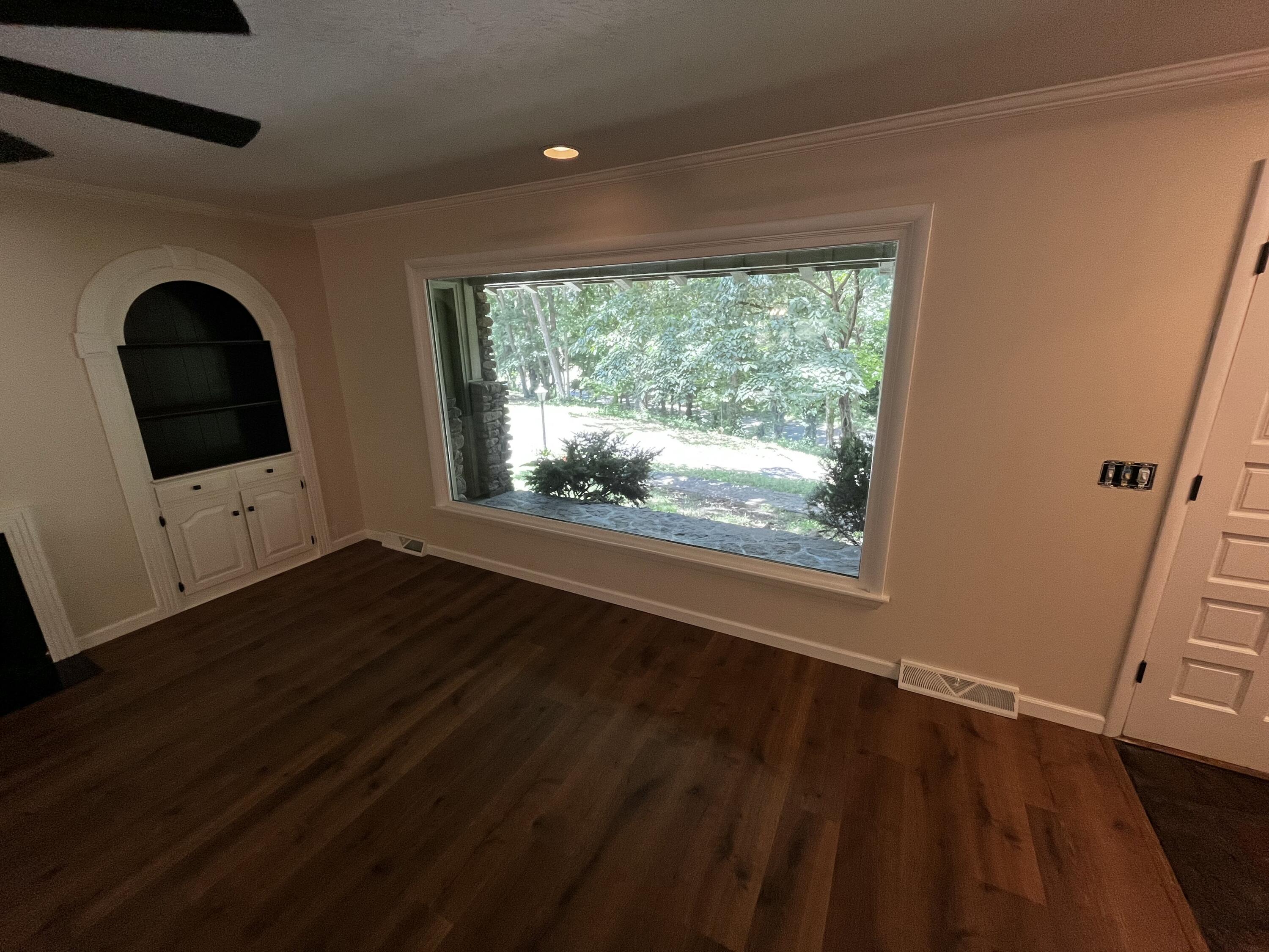 805 East 13th Street Property Photo 17