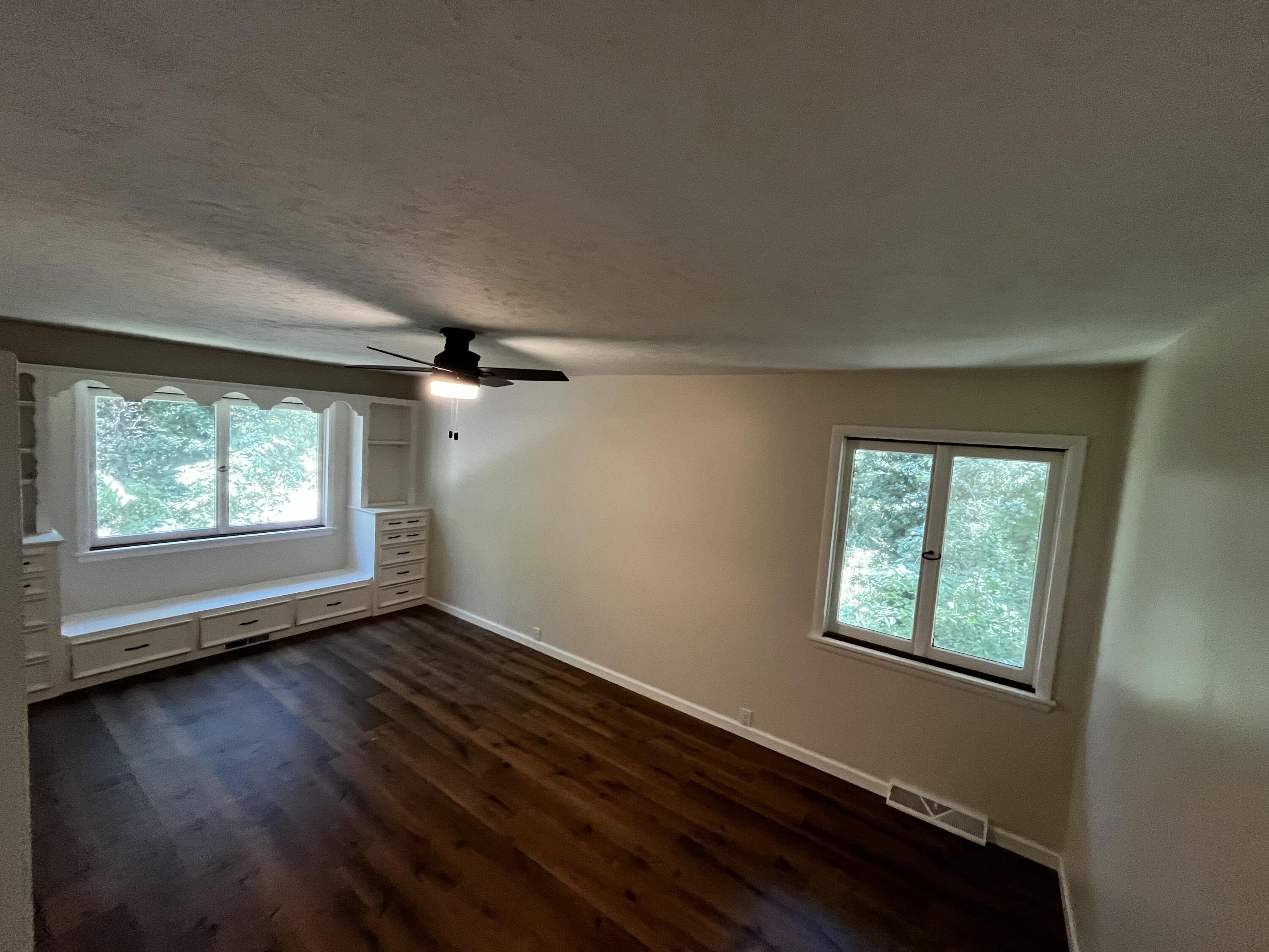 805 East 13th Street Property Photo 29