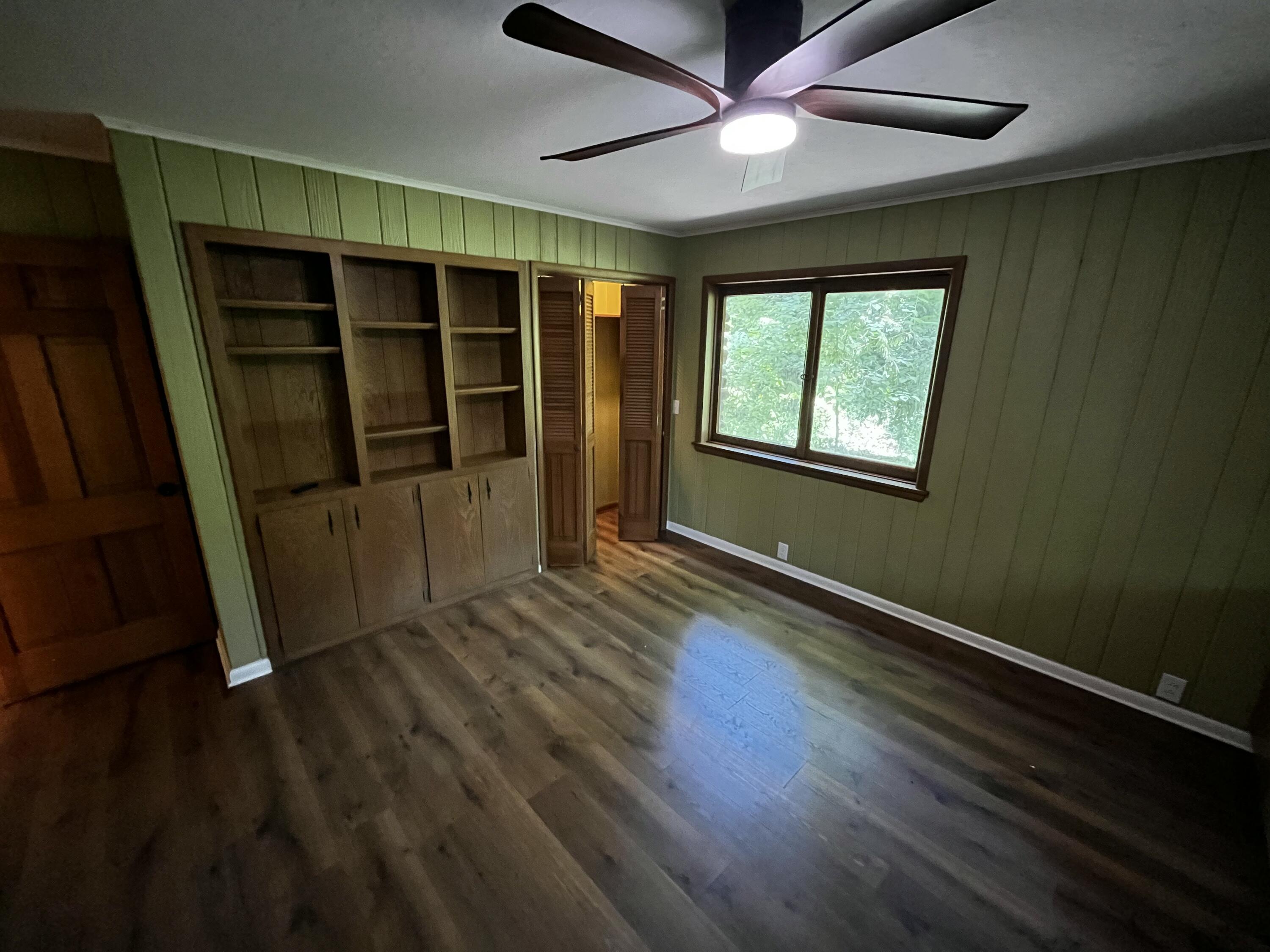 805 East 13th Street Property Photo 37