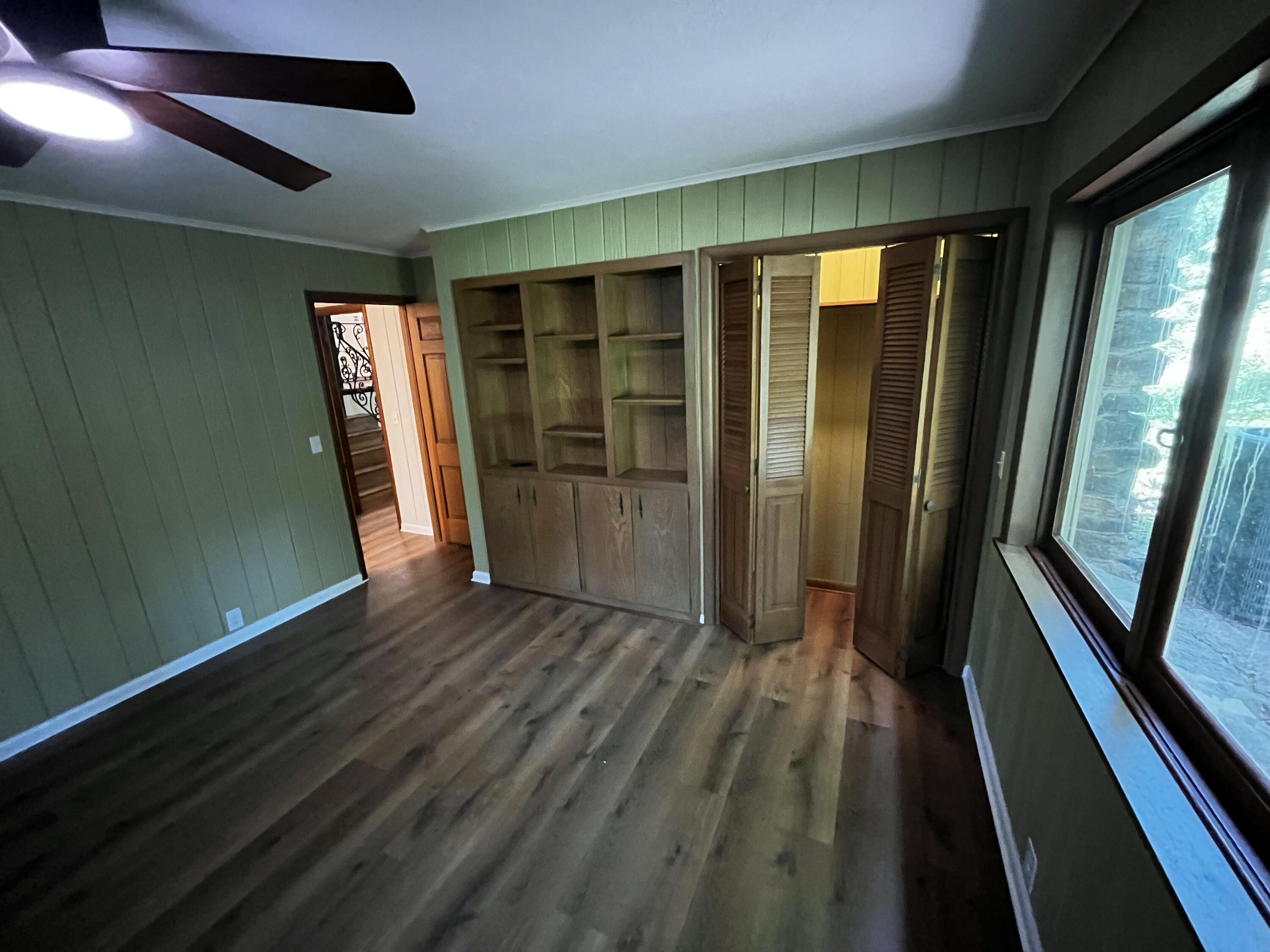 805 East 13th Street Property Photo 38