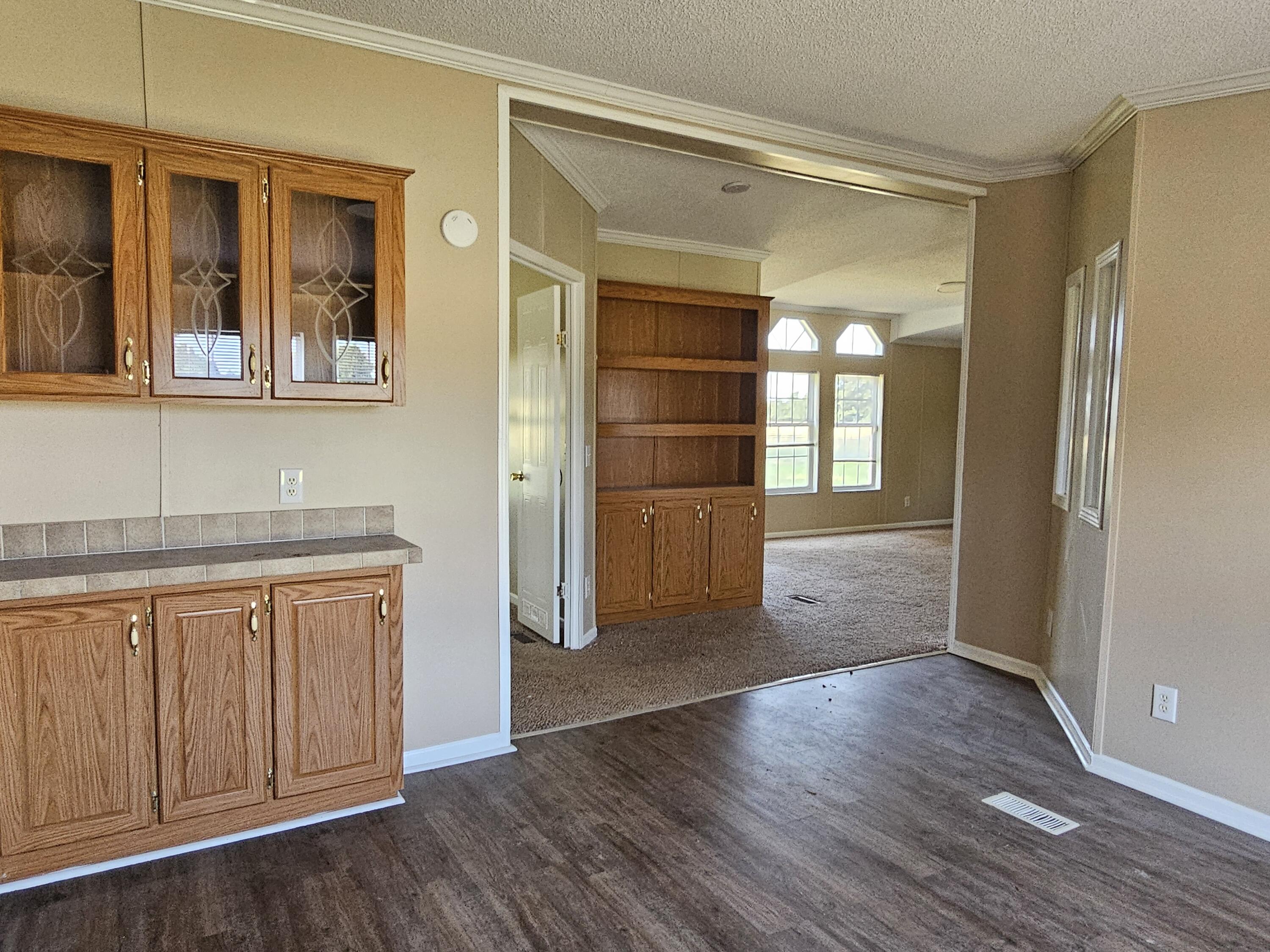 205 College Street Property Photo 12