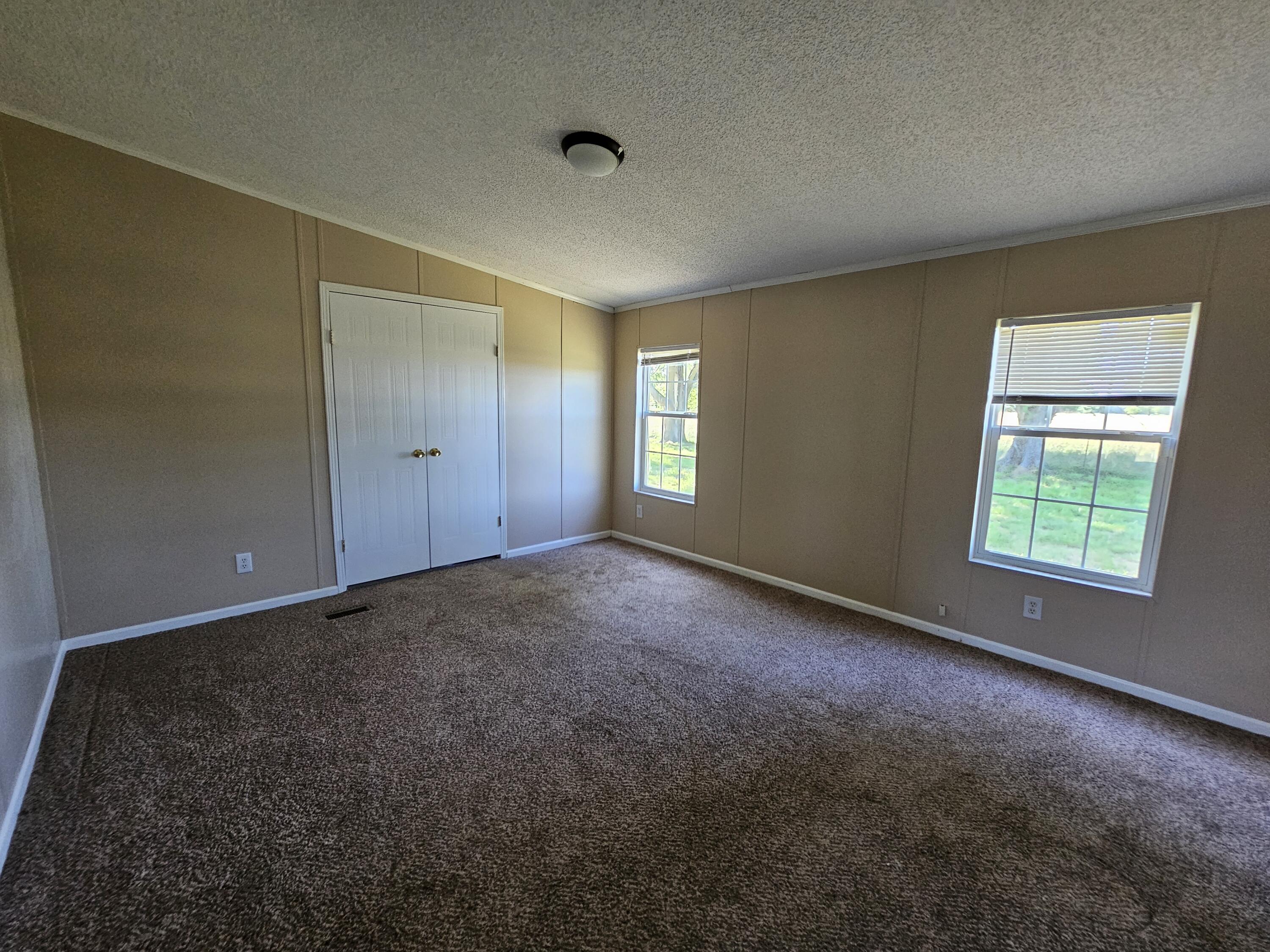 205 College Street Property Photo 16