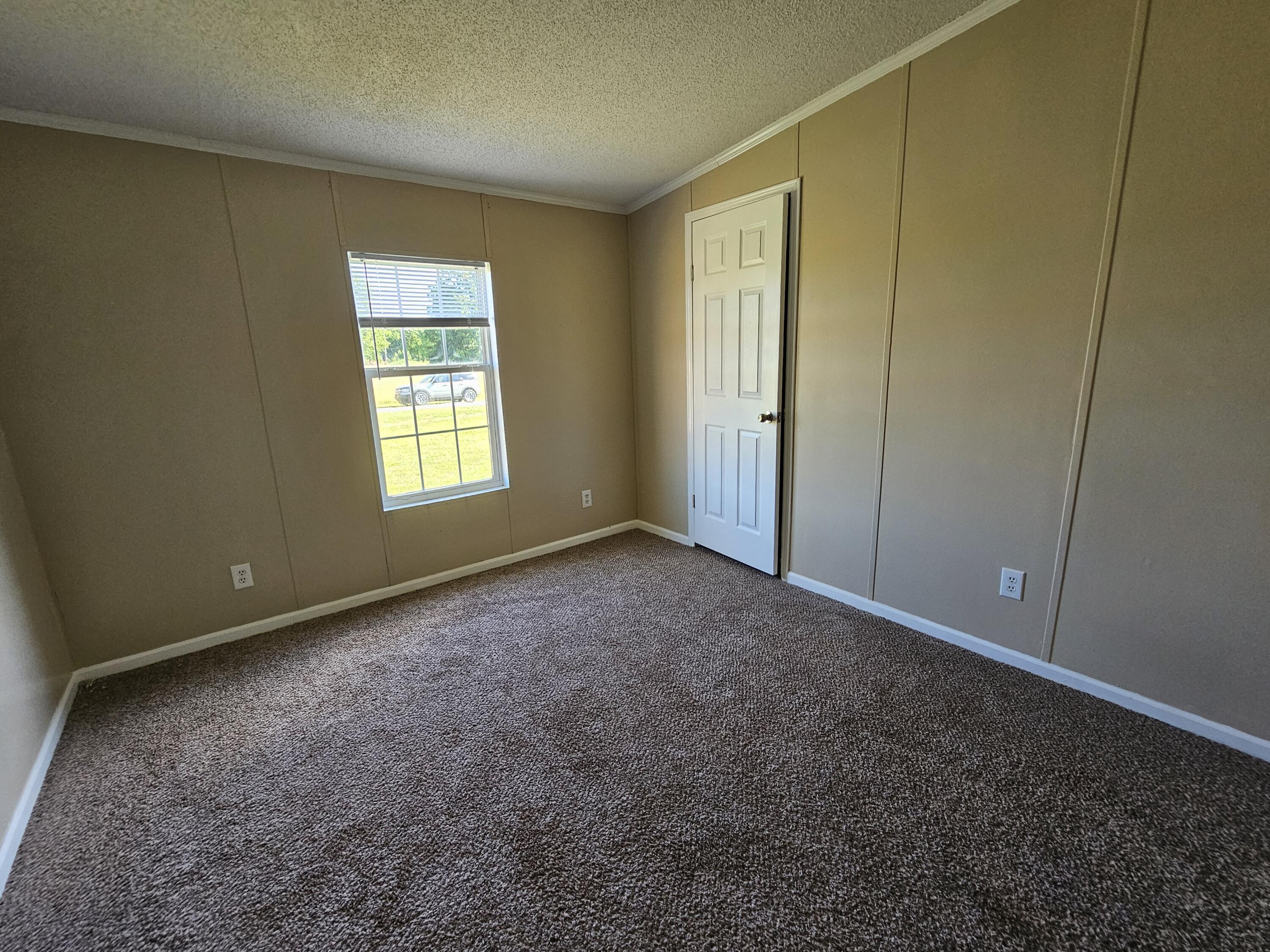 205 College Street Property Photo 20