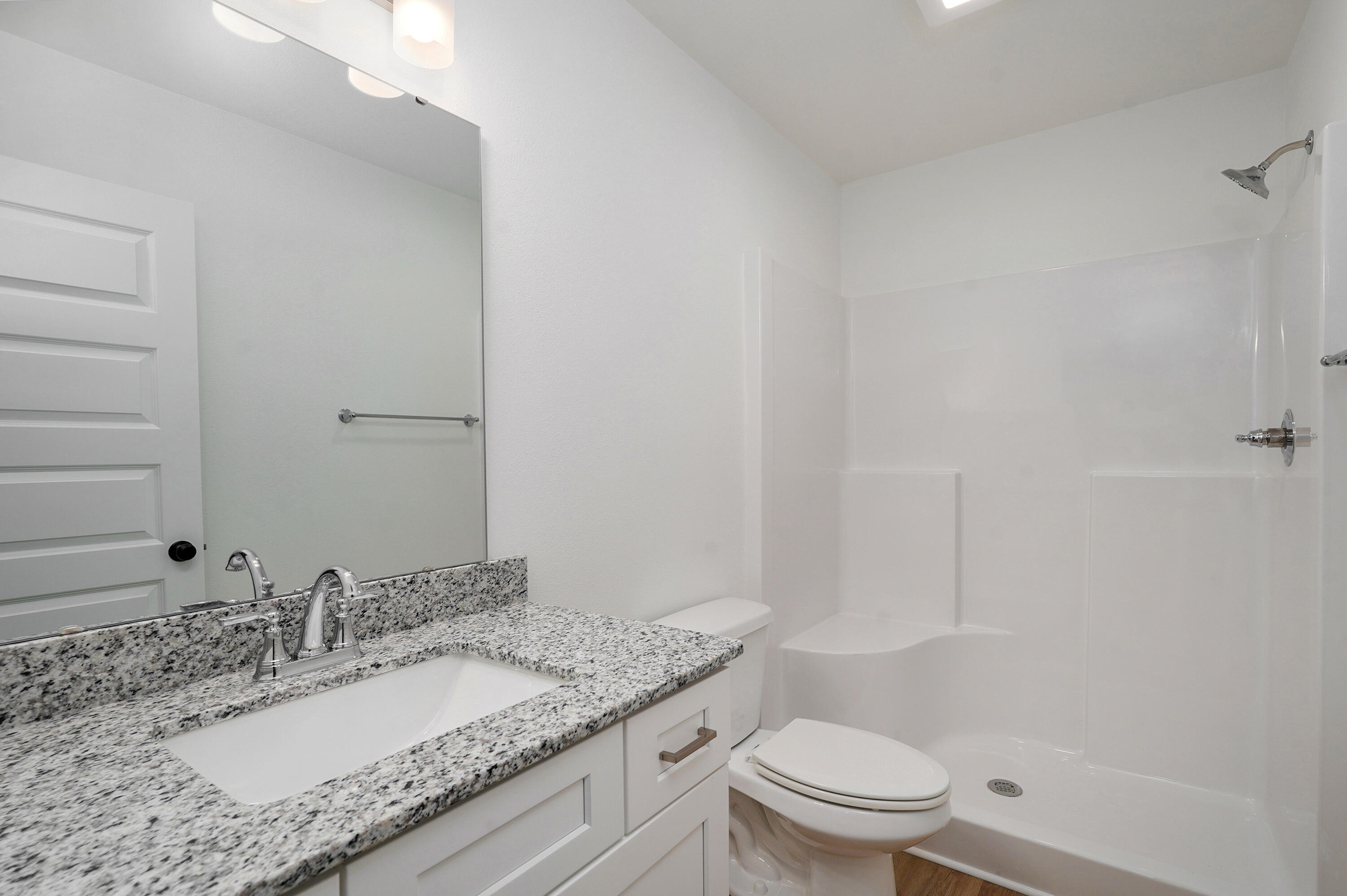 2638 East 4th Street Property Photo 11