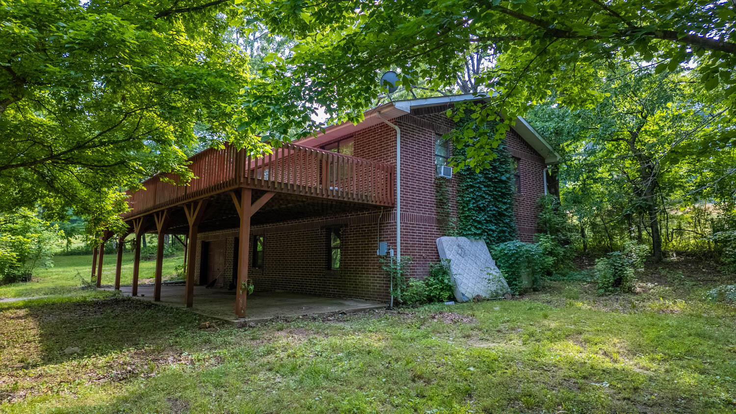 2048 County Road 27 Property Photo 5