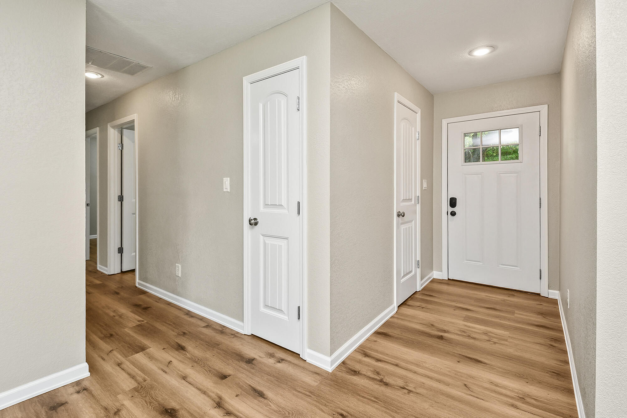 3539 South Walnut Hill Drive Property Photo 9