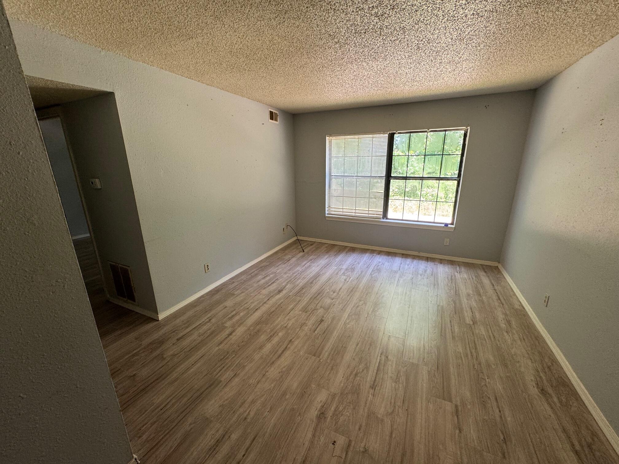 1450 Herschend Lane Property Photo 3