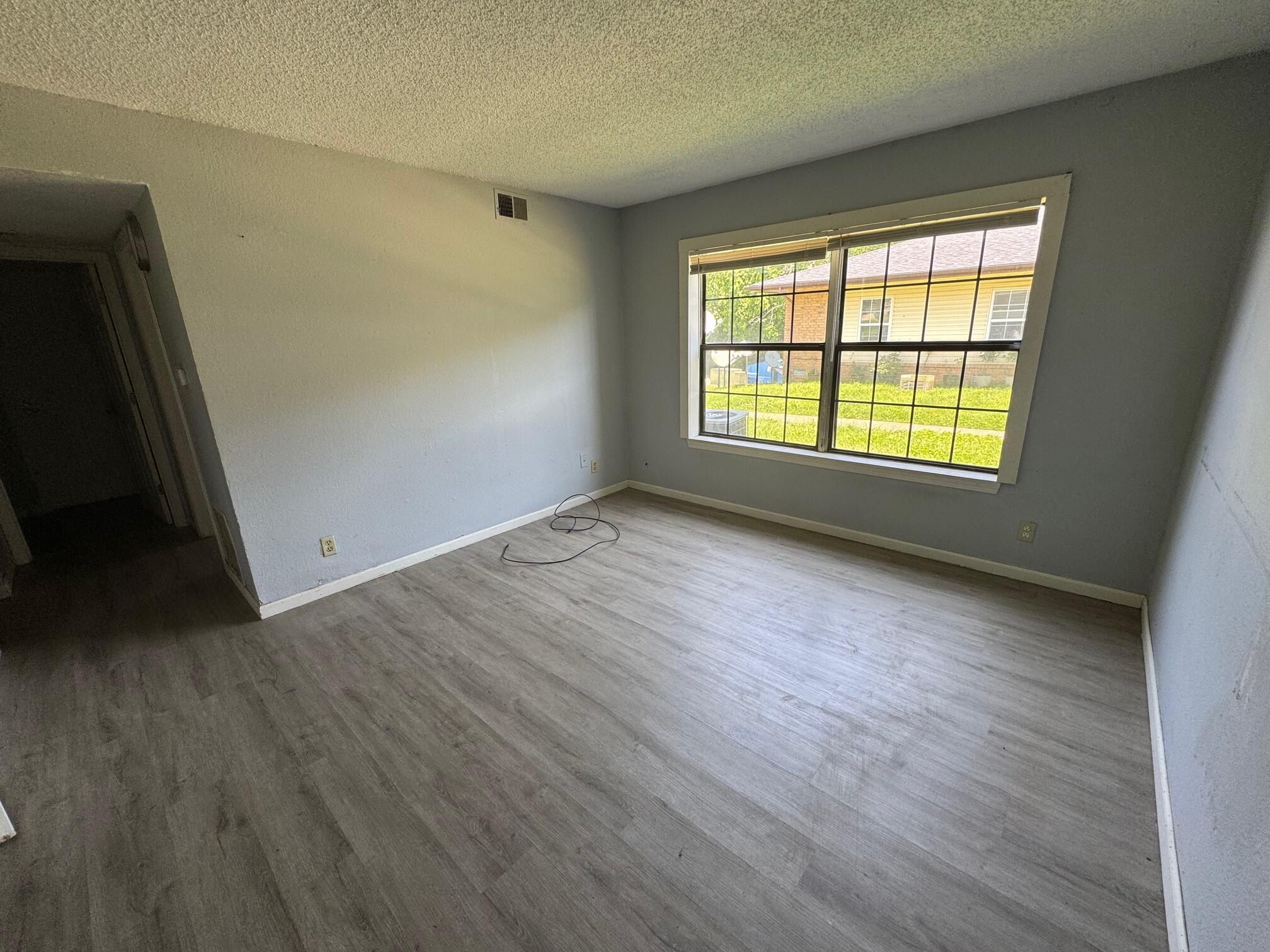 1450 Herschend Lane Property Photo 4