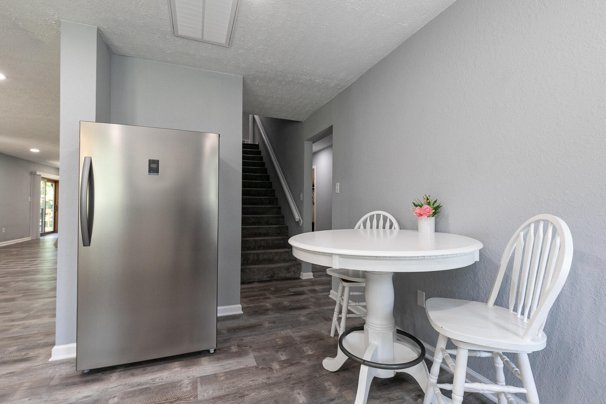 69 Deerfield Lane Property Photo 8