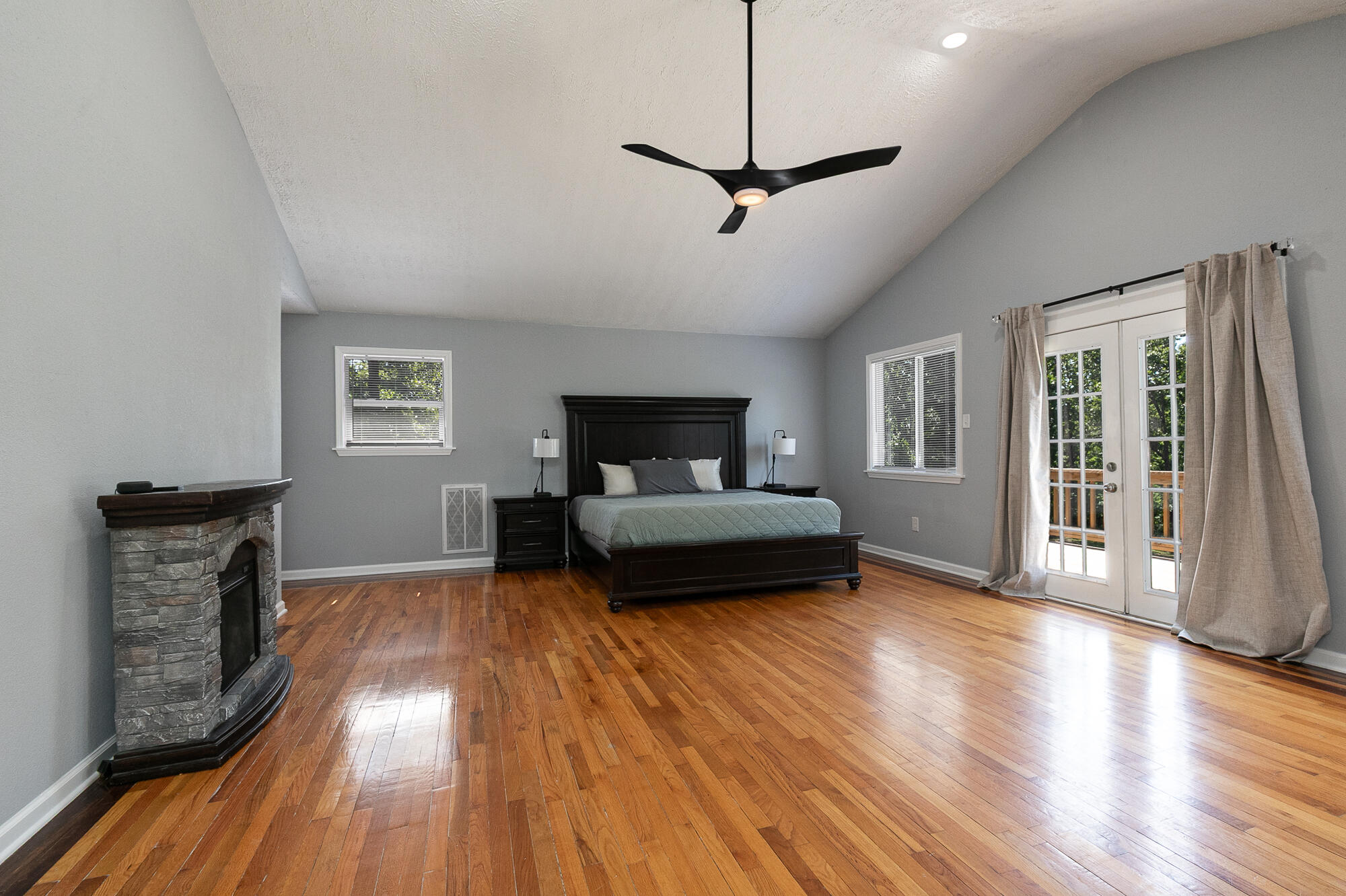 69 Deerfield Lane Property Photo 10
