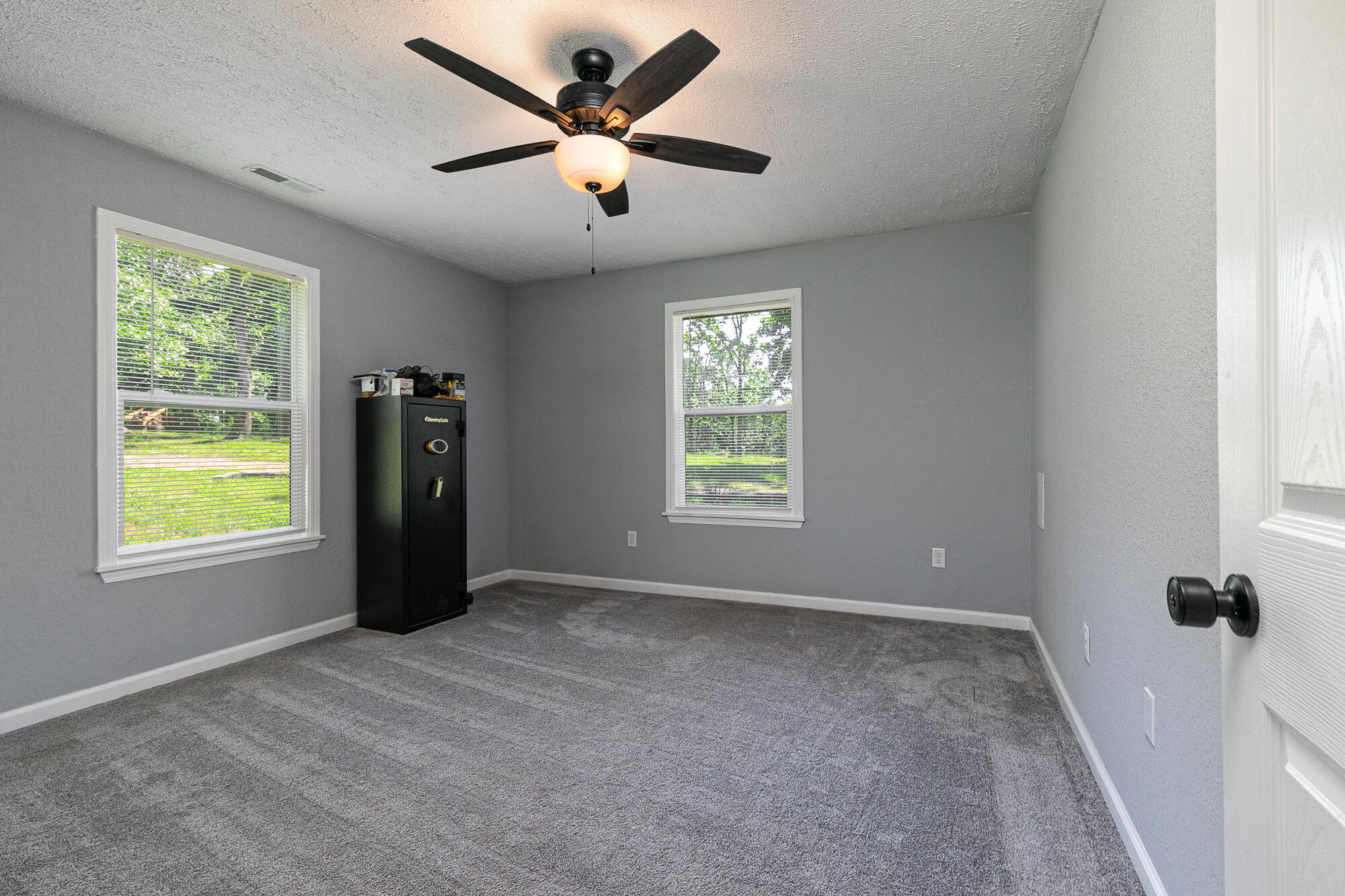 69 Deerfield Lane Property Photo 15