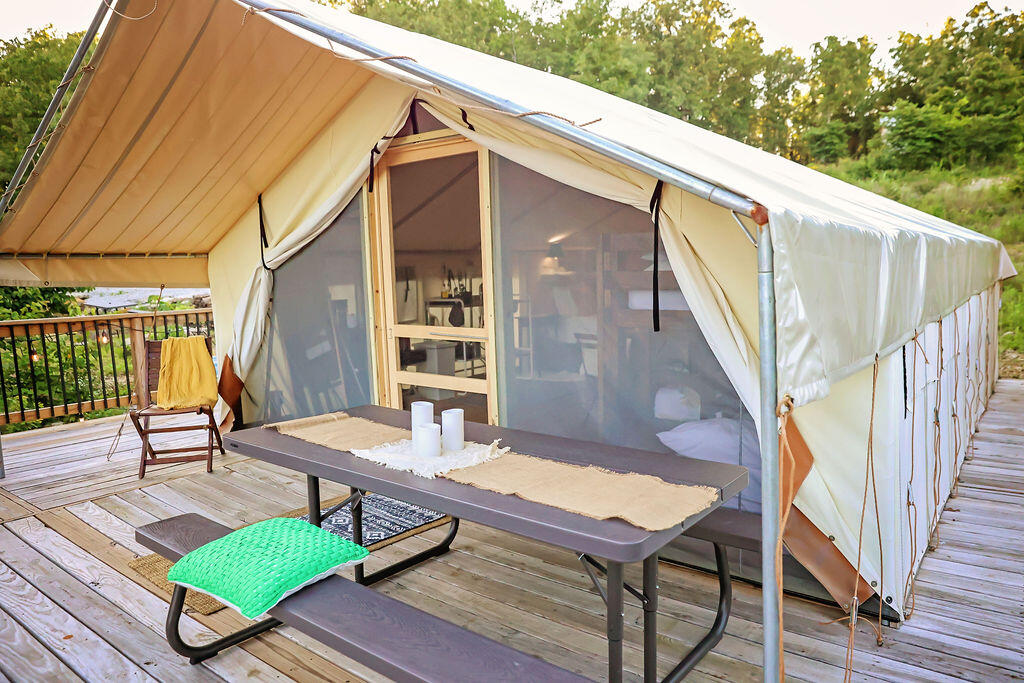 000 C-228 Tract #3 Property Photo 33