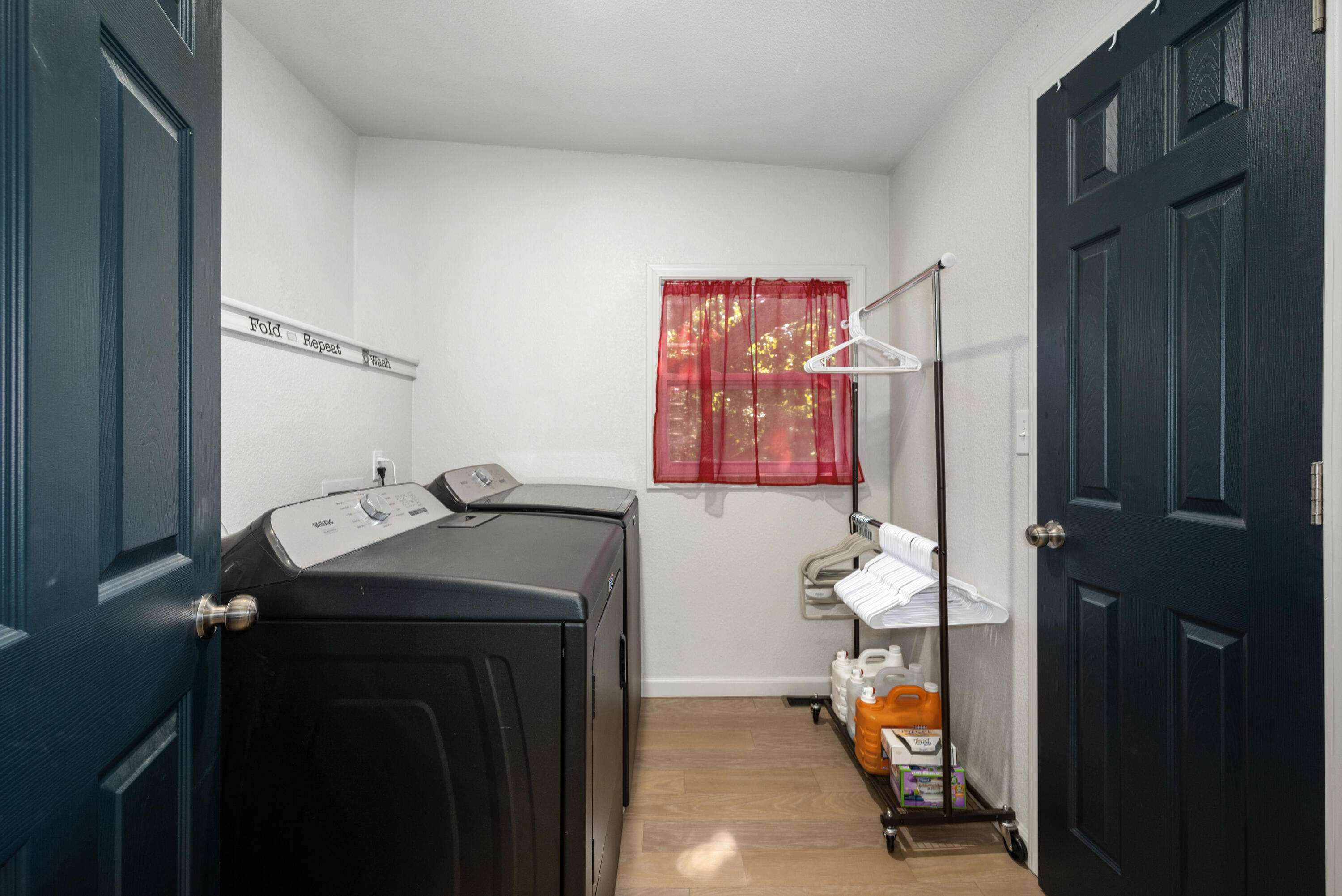 13805 Hickory Drive Property Photo 16