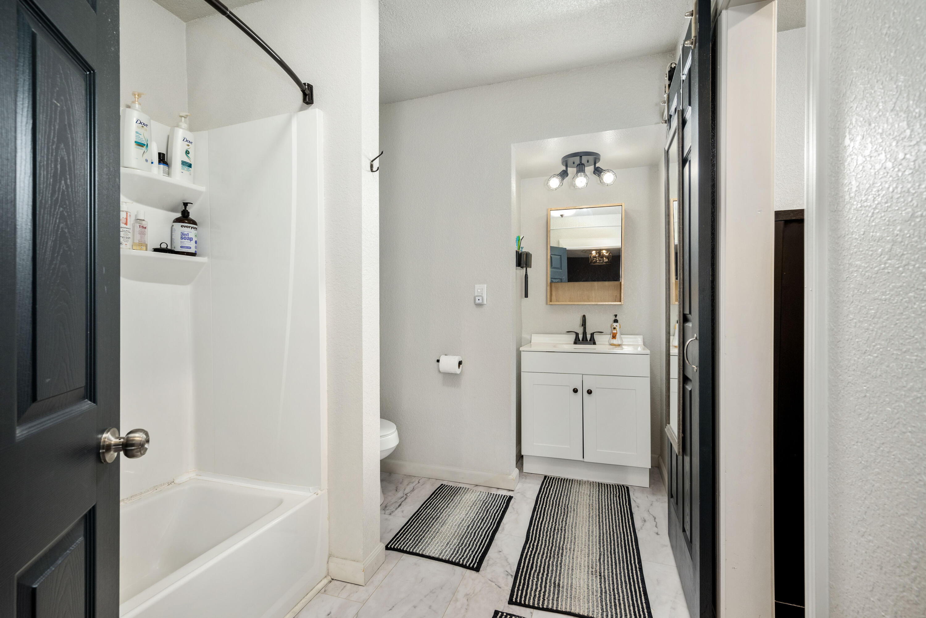 13805 Hickory Drive Property Photo 20
