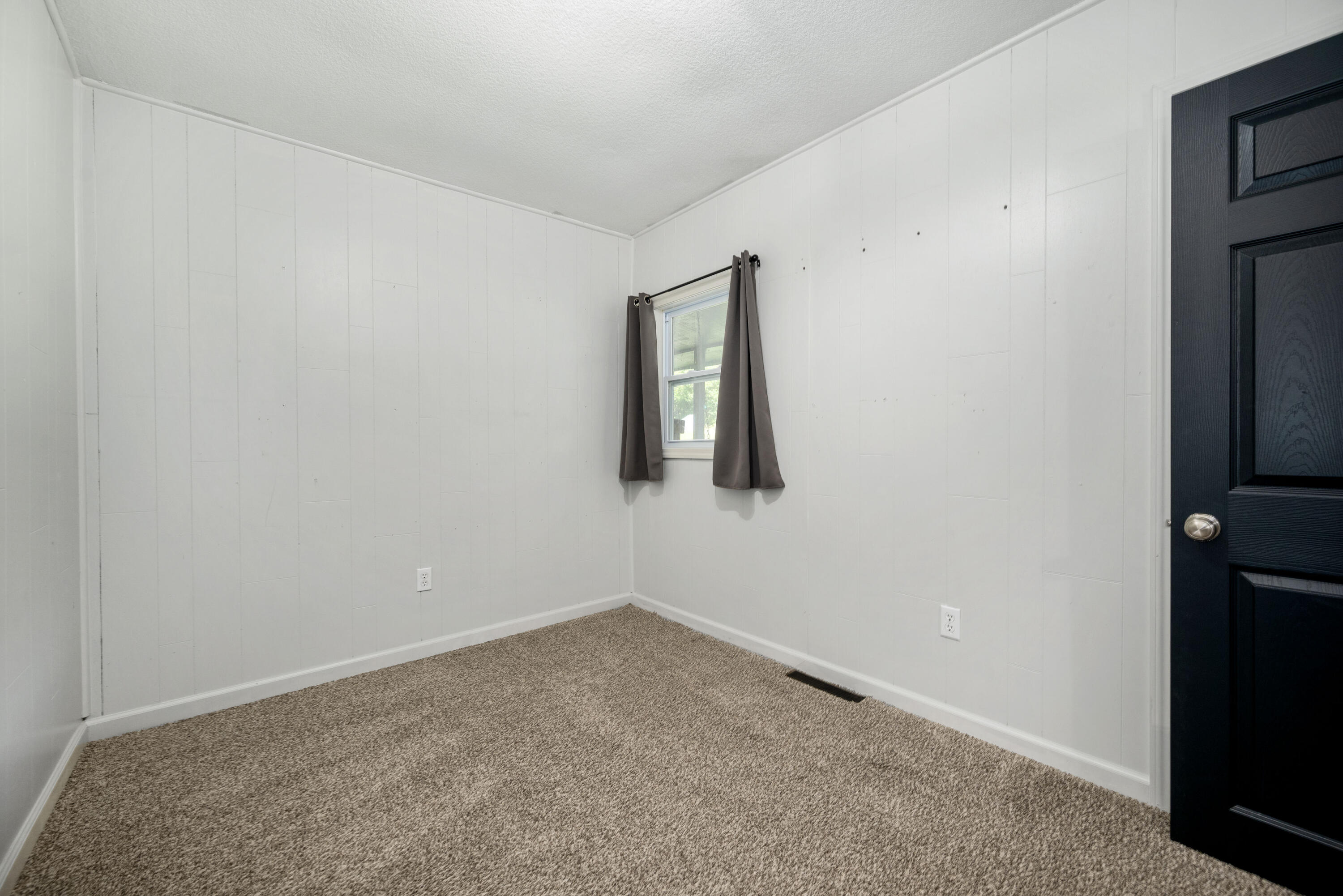 13805 Hickory Drive Property Photo 25