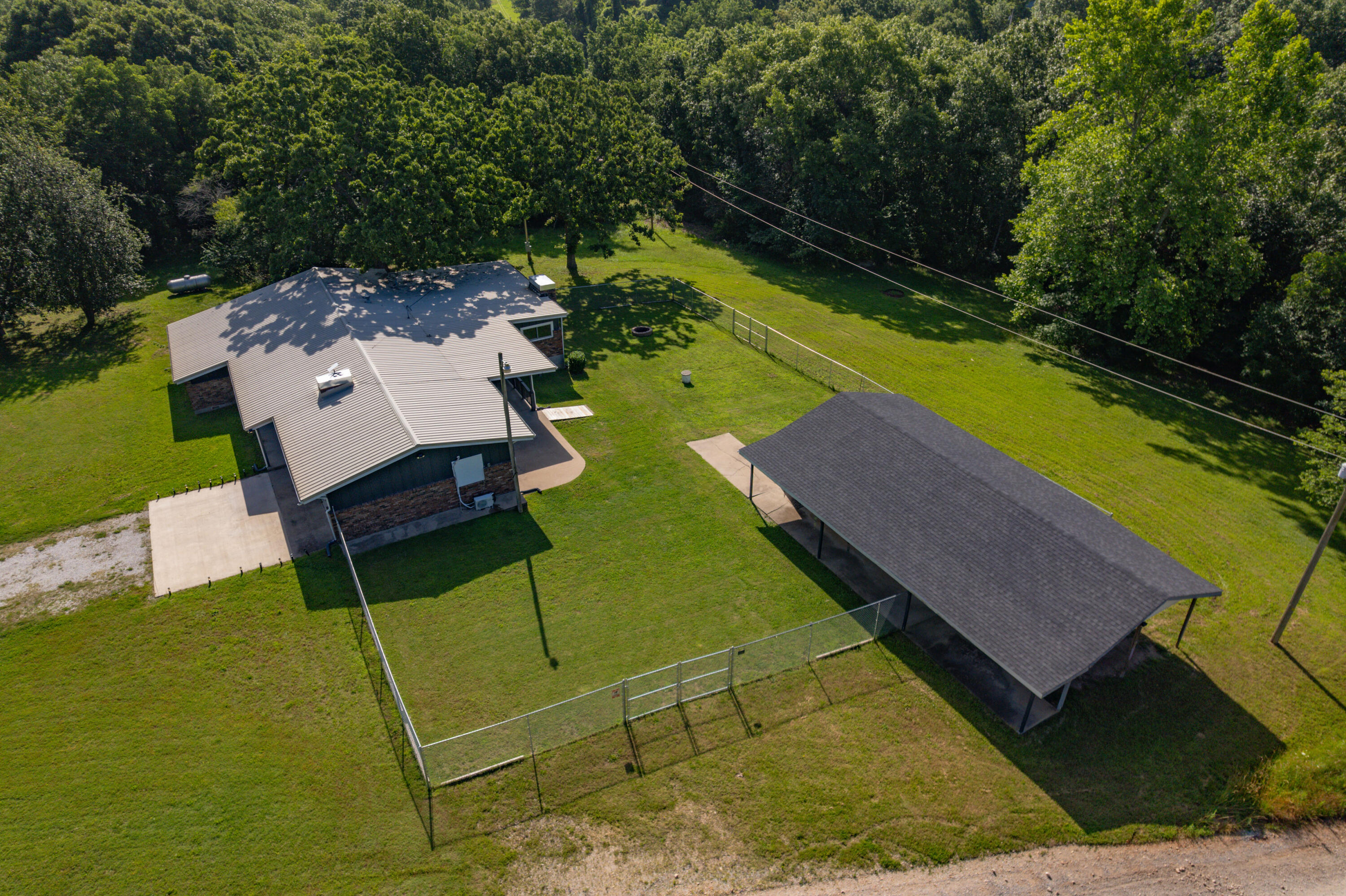 13805 Hickory Drive Property Photo 32