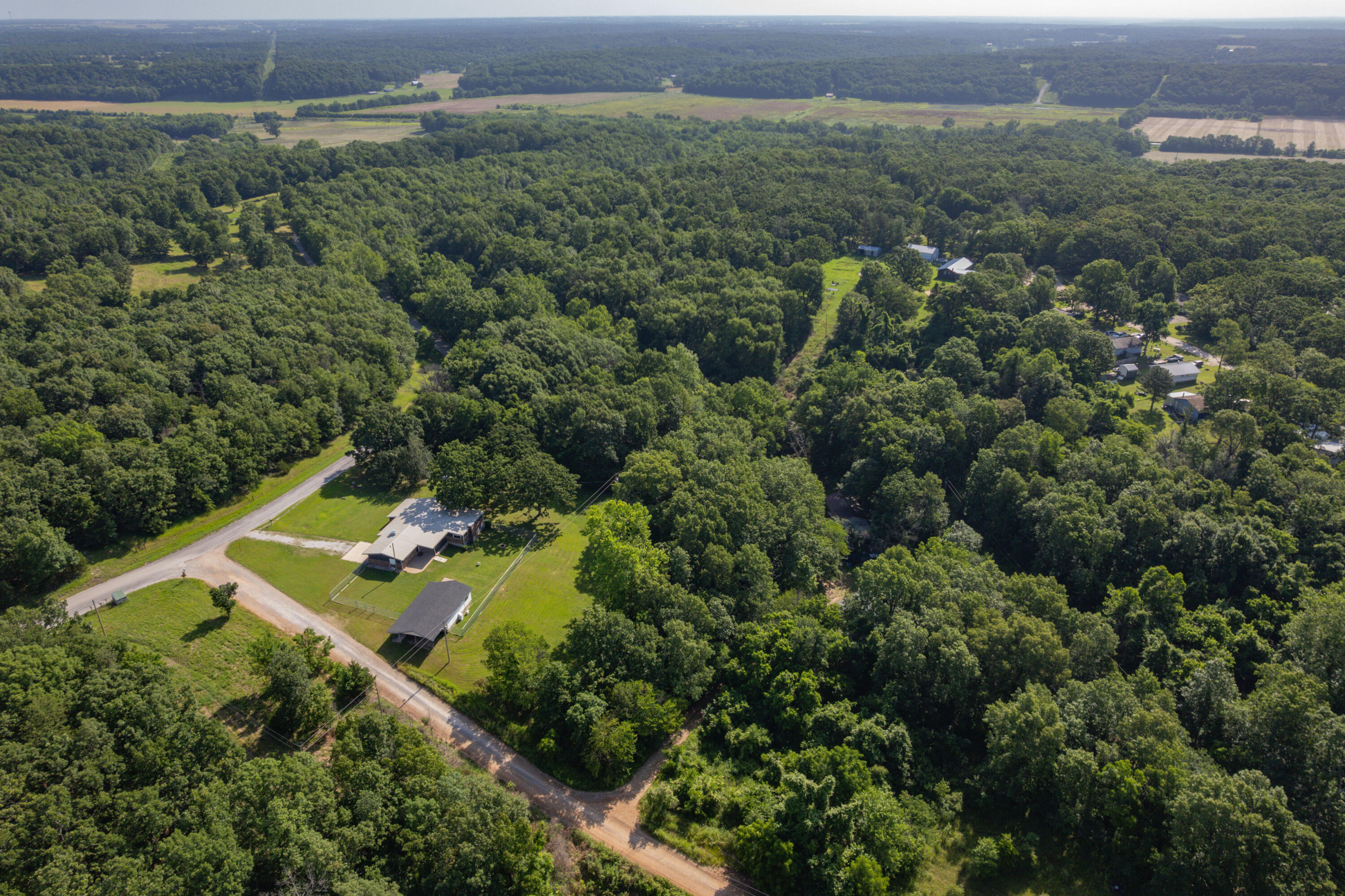 13805 Hickory Drive Property Photo 37