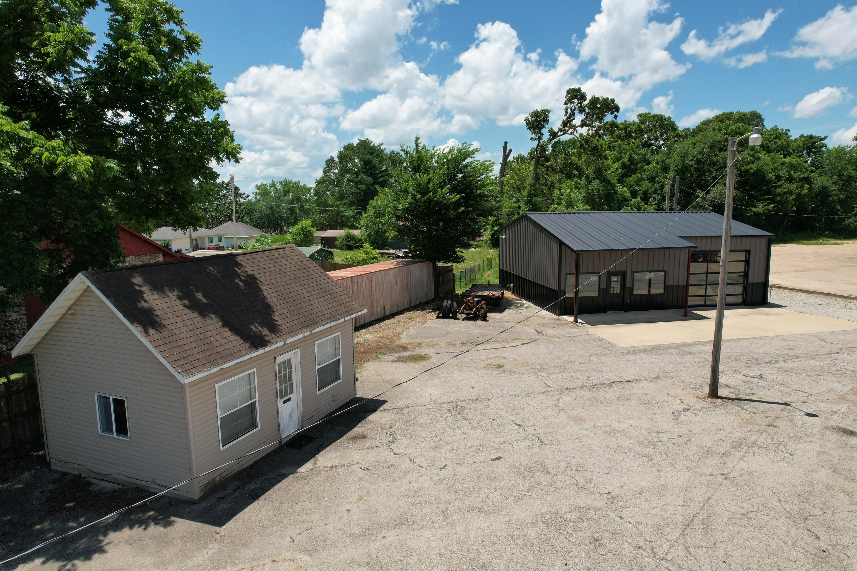 1677 South Us Highway 63 Property Photo 7
