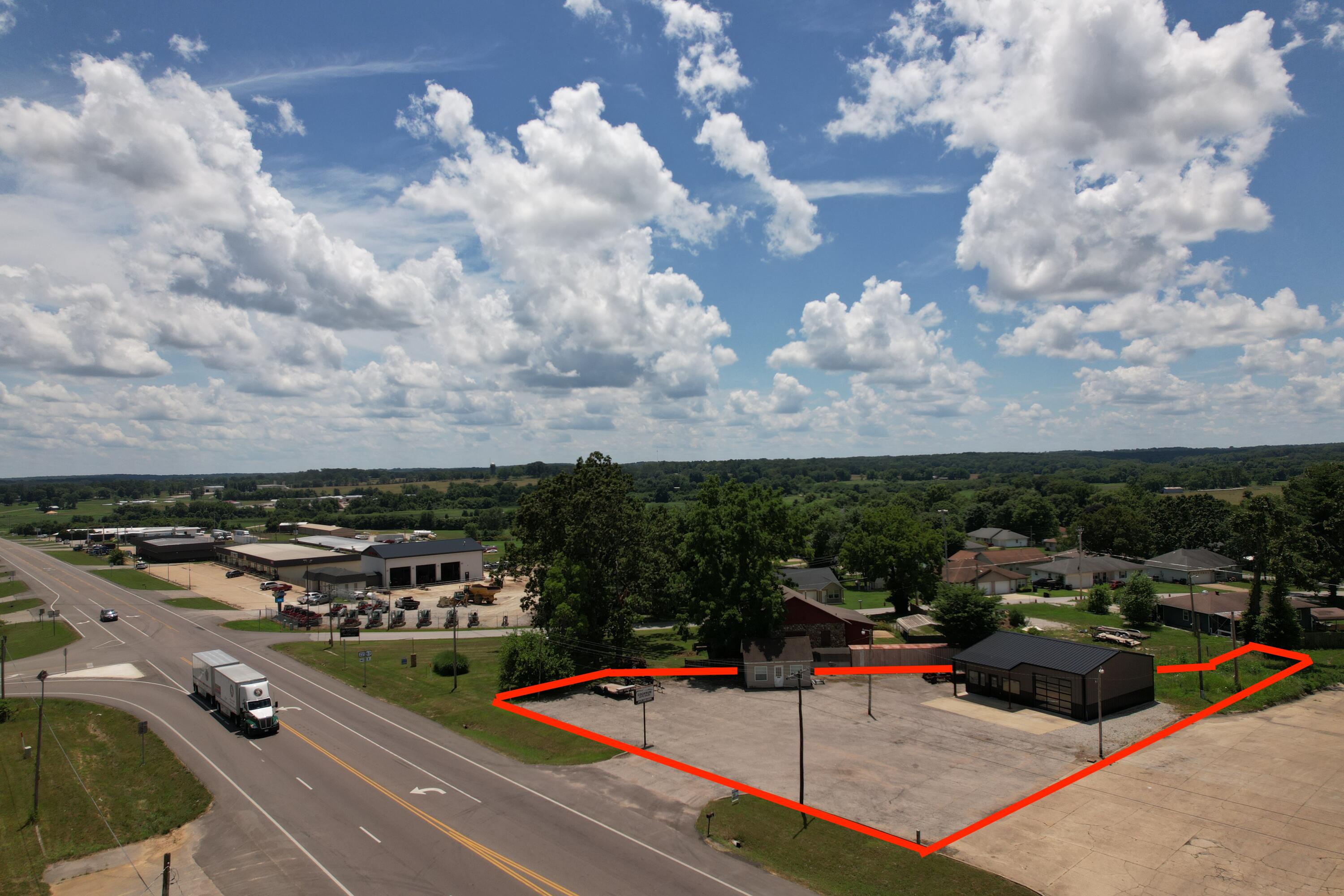 1677 South Us Highway 63 Property Photo 32