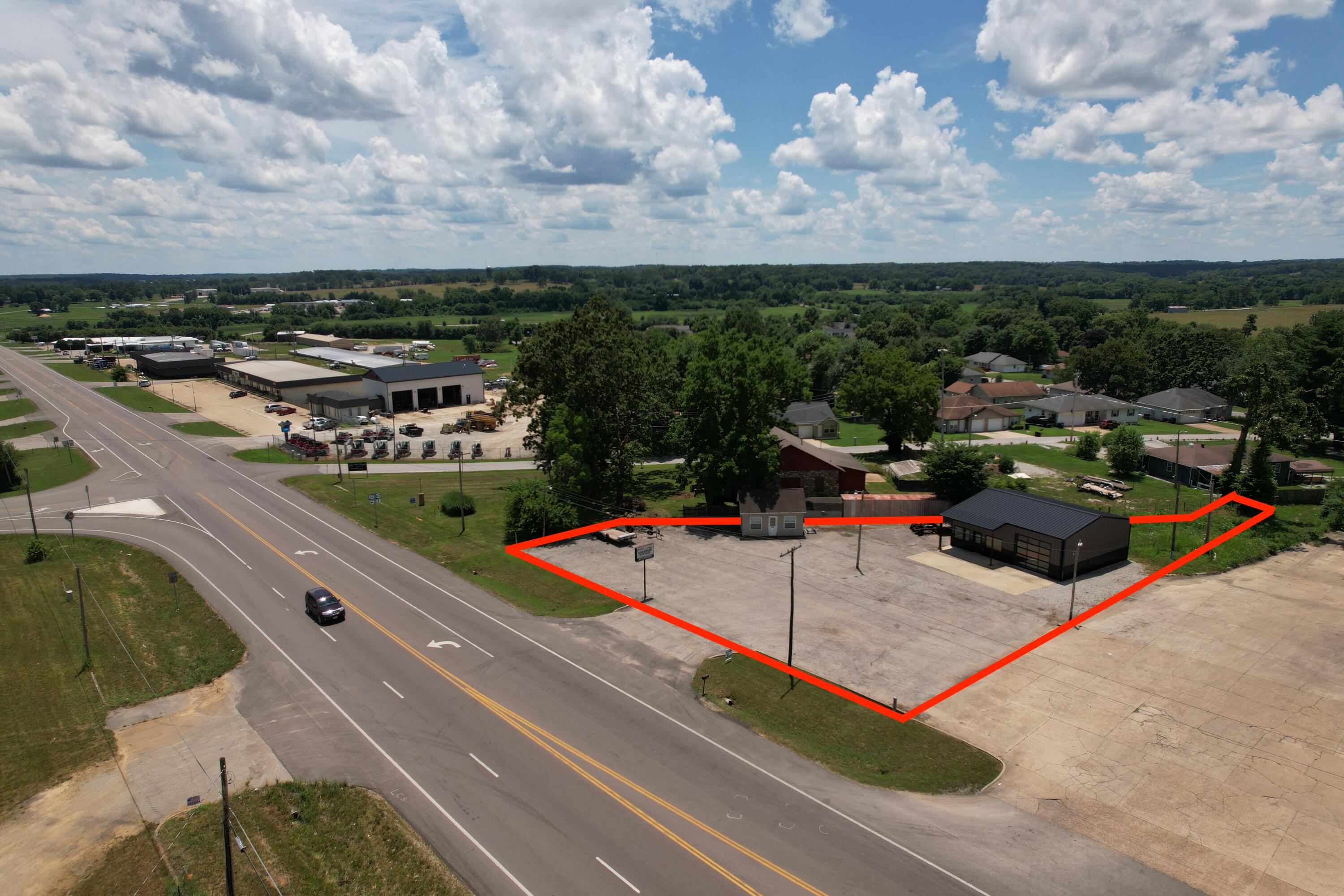 1677 South Us Highway 63 Property Photo 33