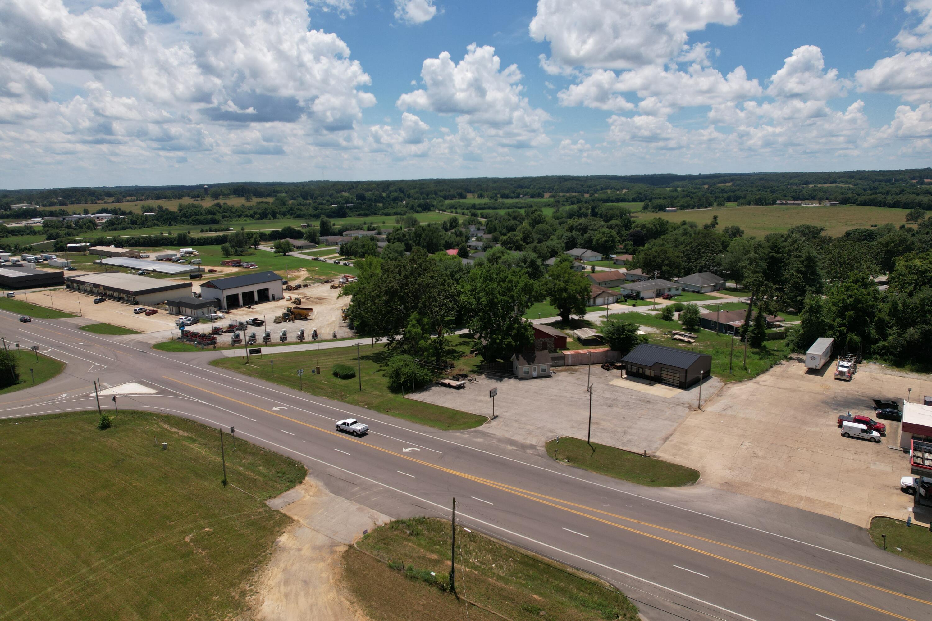 1677 South Us Highway 63 Property Photo 34