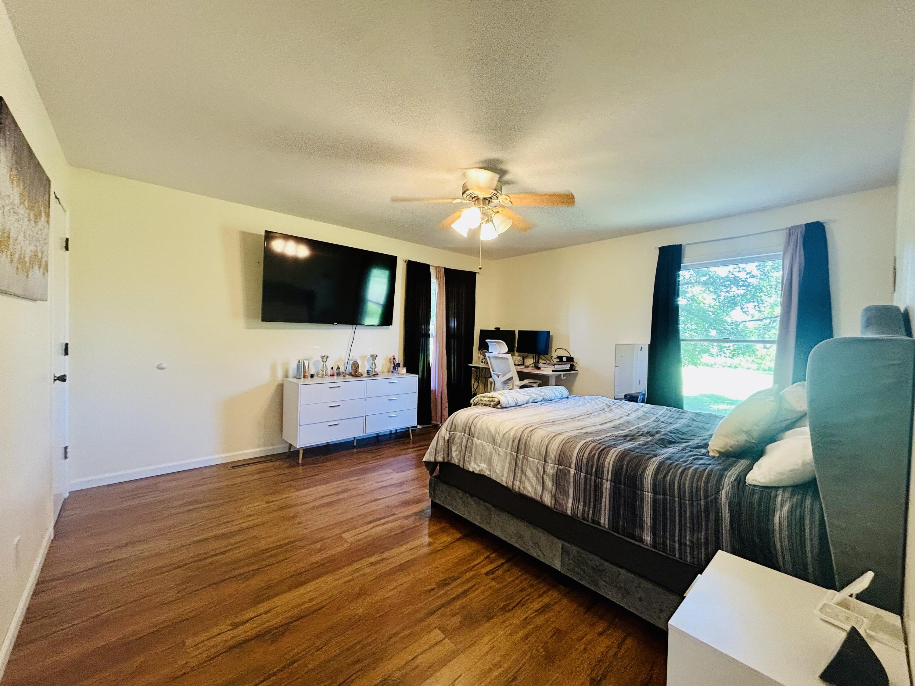 5773 Highway 37 Property Photo 16