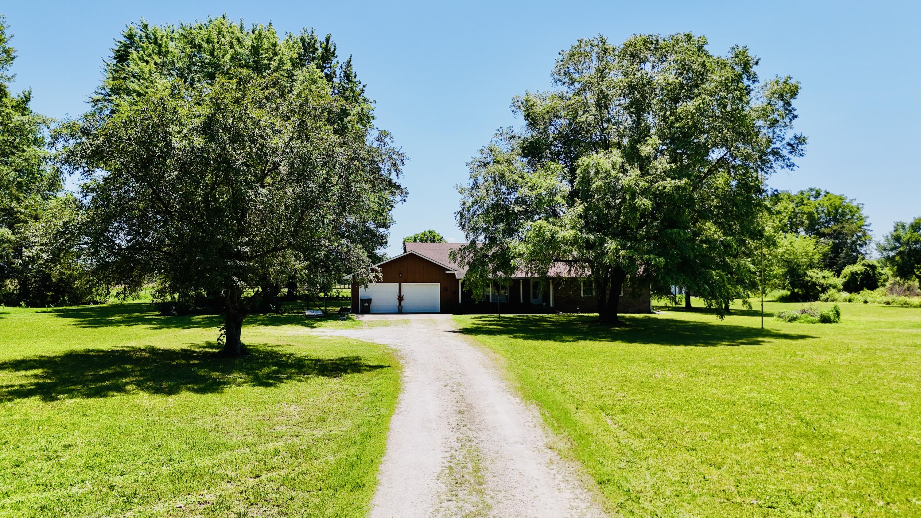 5773 Highway 37 Property Photo 27