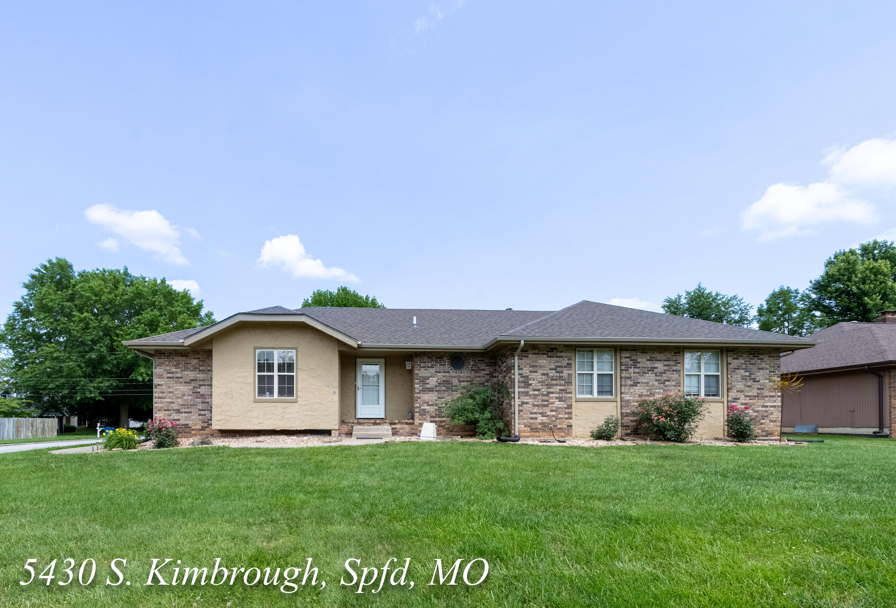 5430 South Kimbrough Avenue Property Photo 2