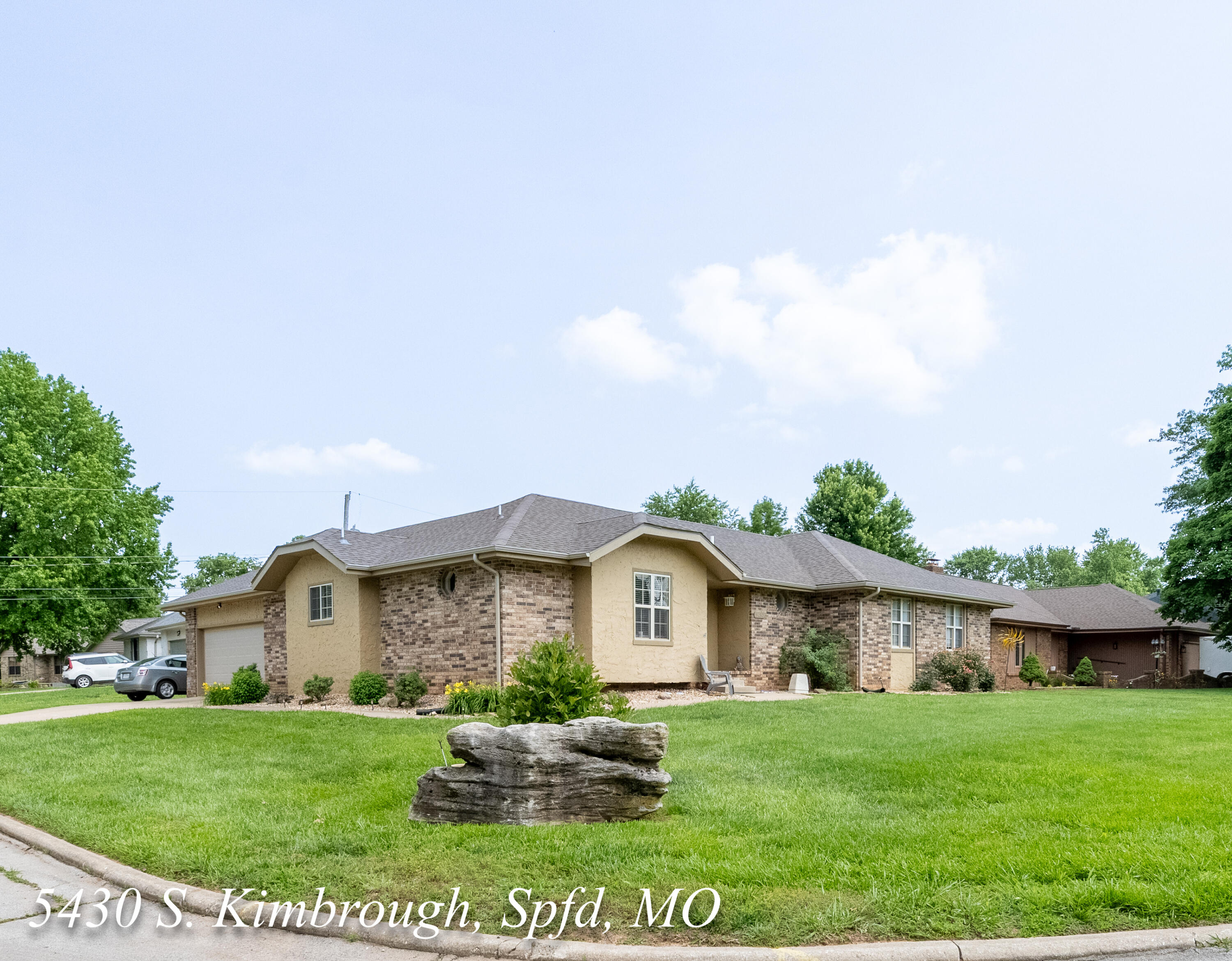 5430 South Kimbrough Avenue Property Photo 4