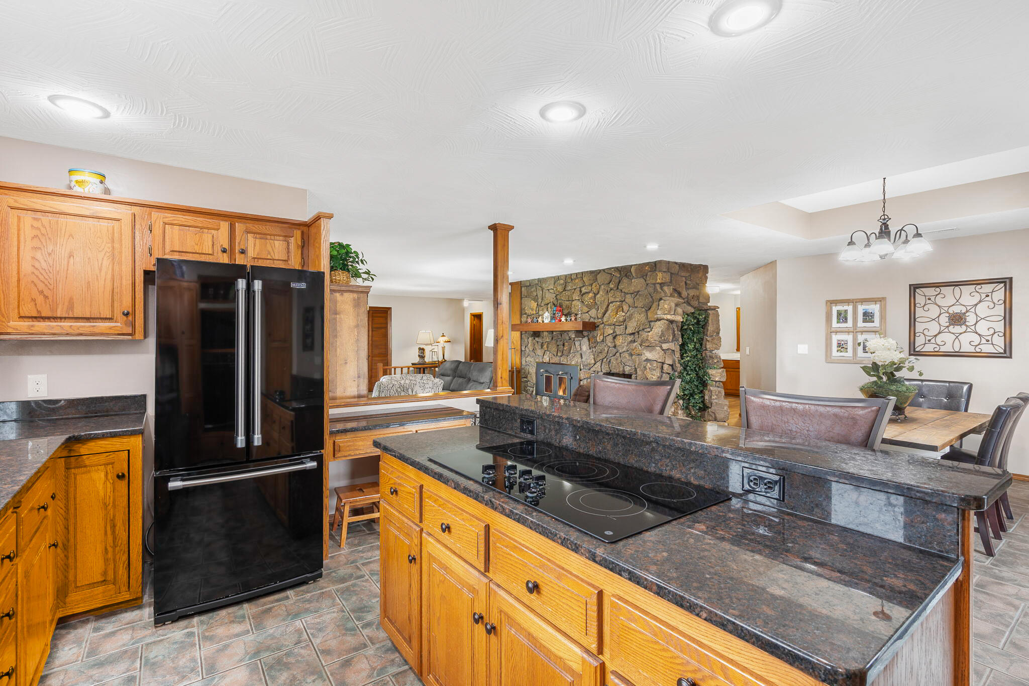 6585 North Farm Rd 61 Property Photo 11
