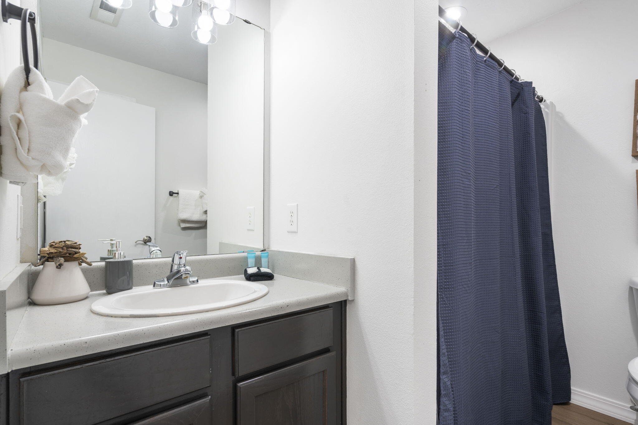2950 Vineyards Parkway 5 Property Photo 14
