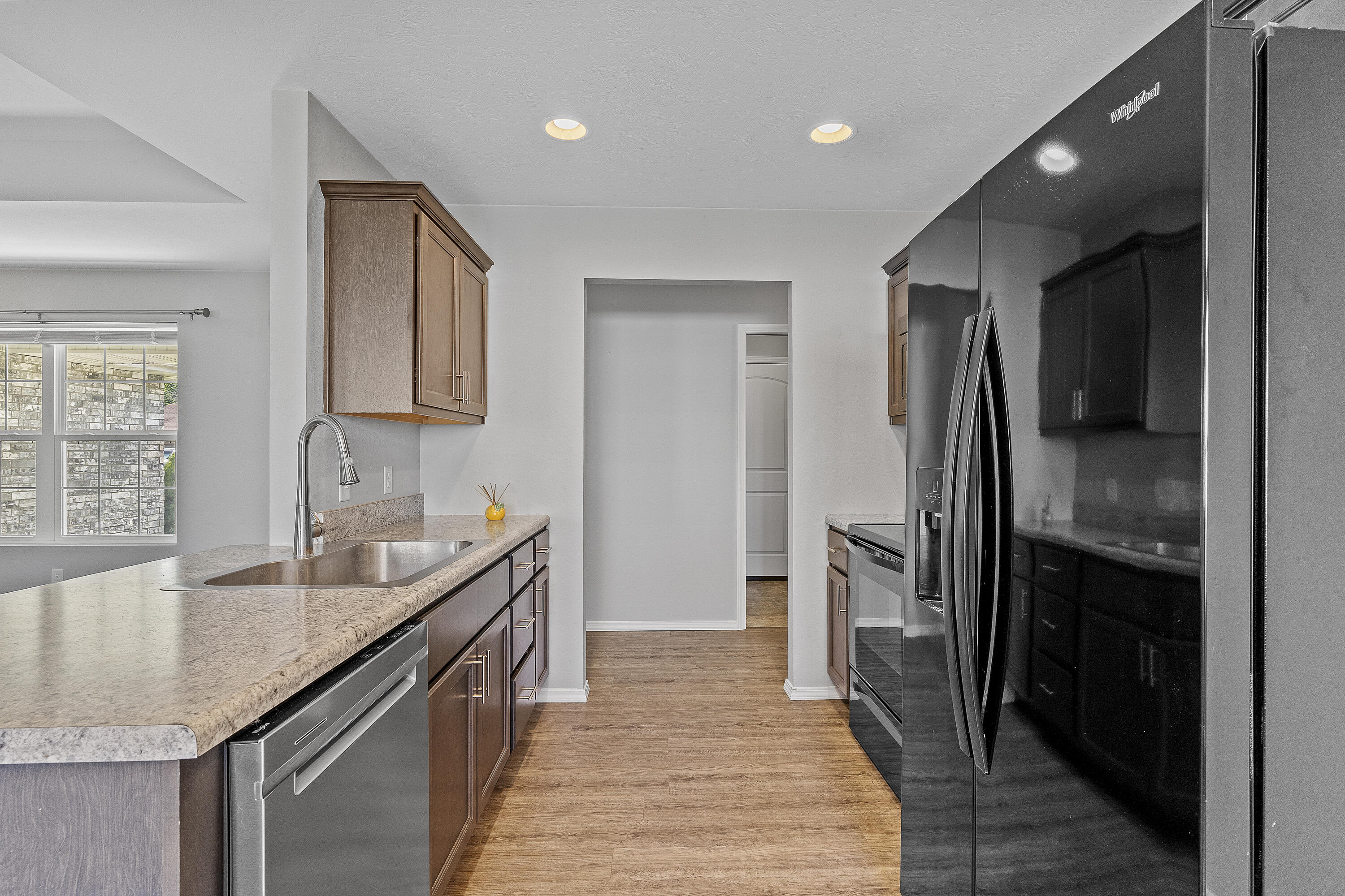 1331 South Venice Avenue Property Photo 11