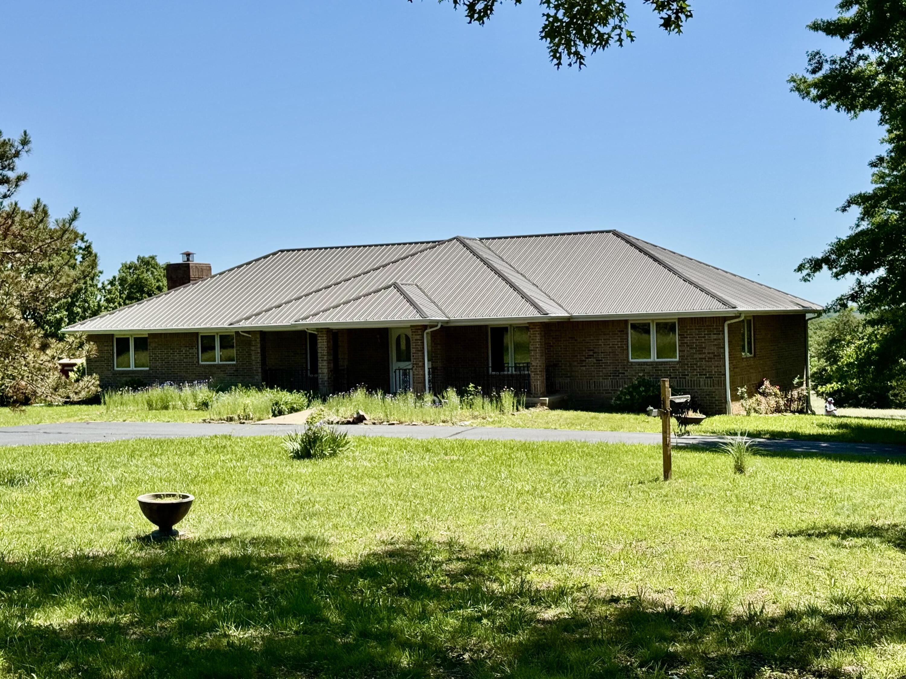 140 State Highway V Property Photo 3