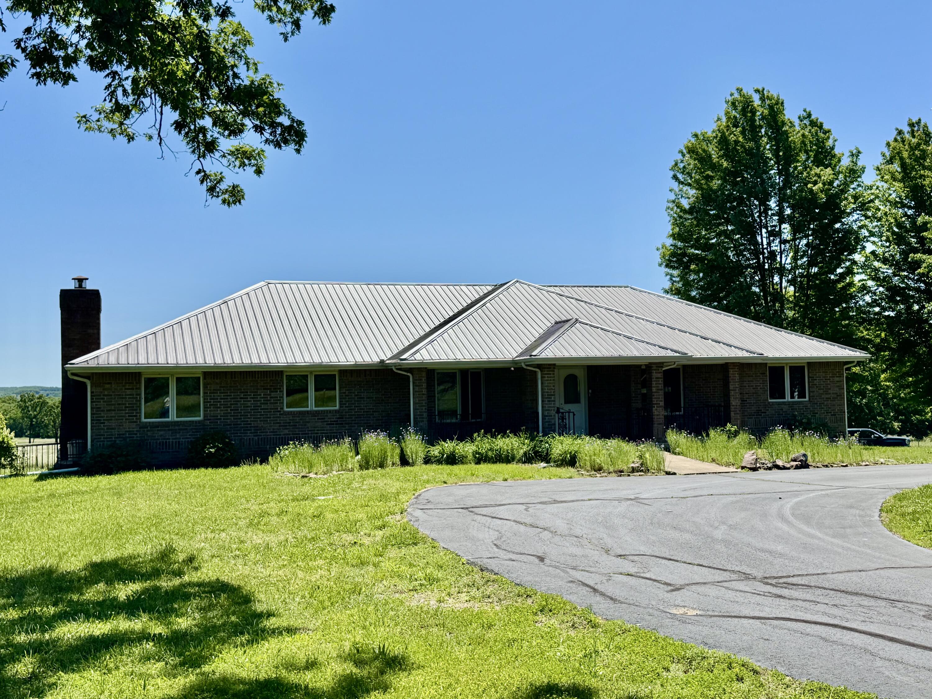 140 State Highway V Property Photo 6