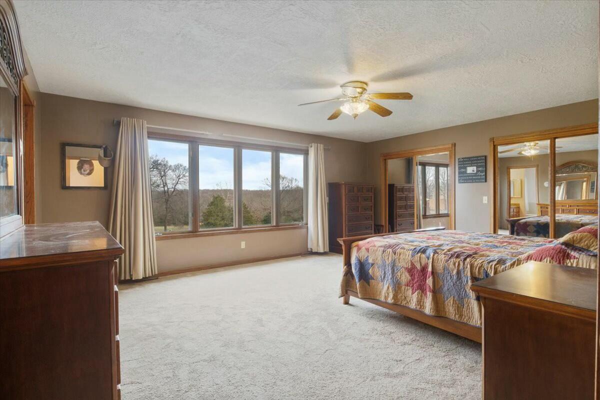 140 State Highway V Property Photo 27