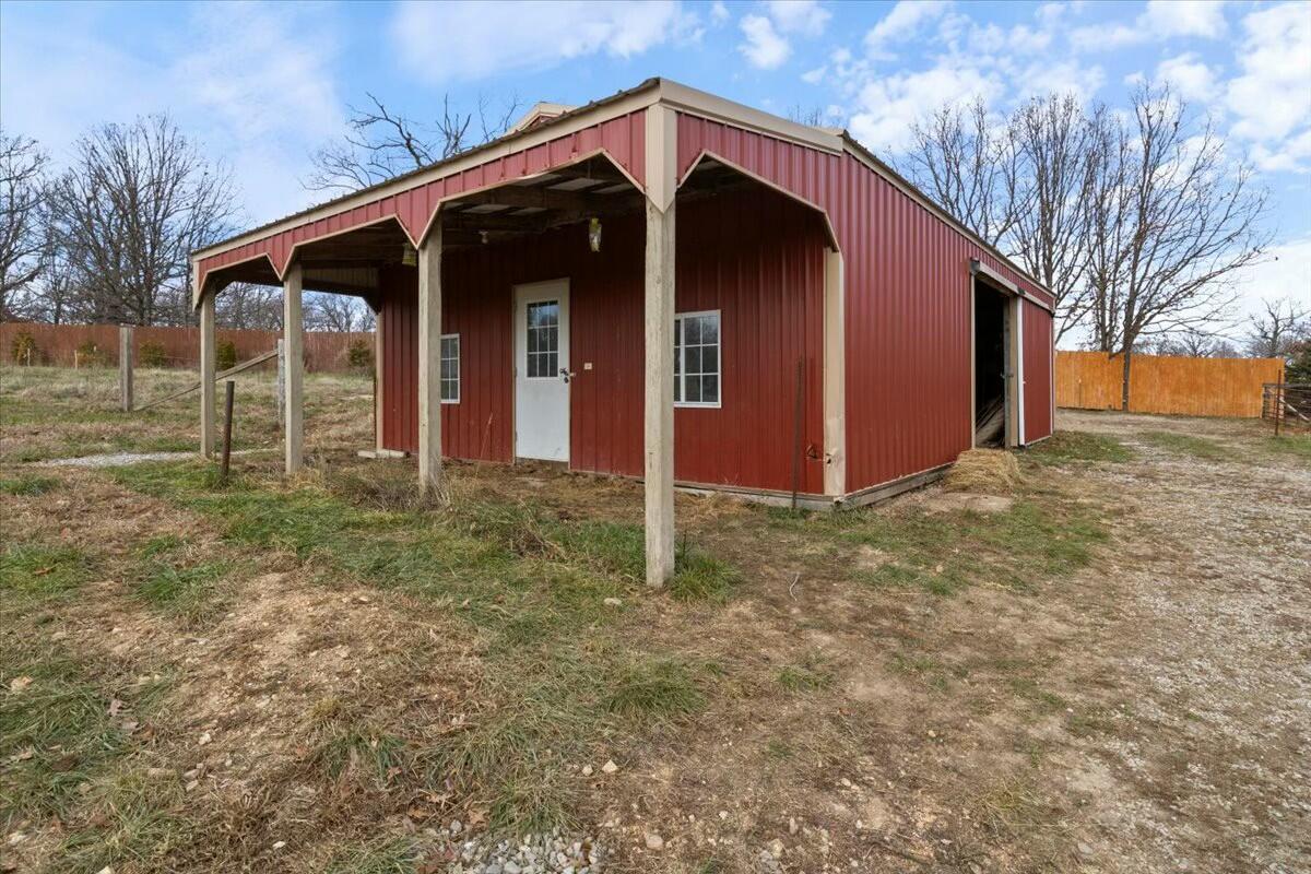 140 State Highway V Property Photo 68