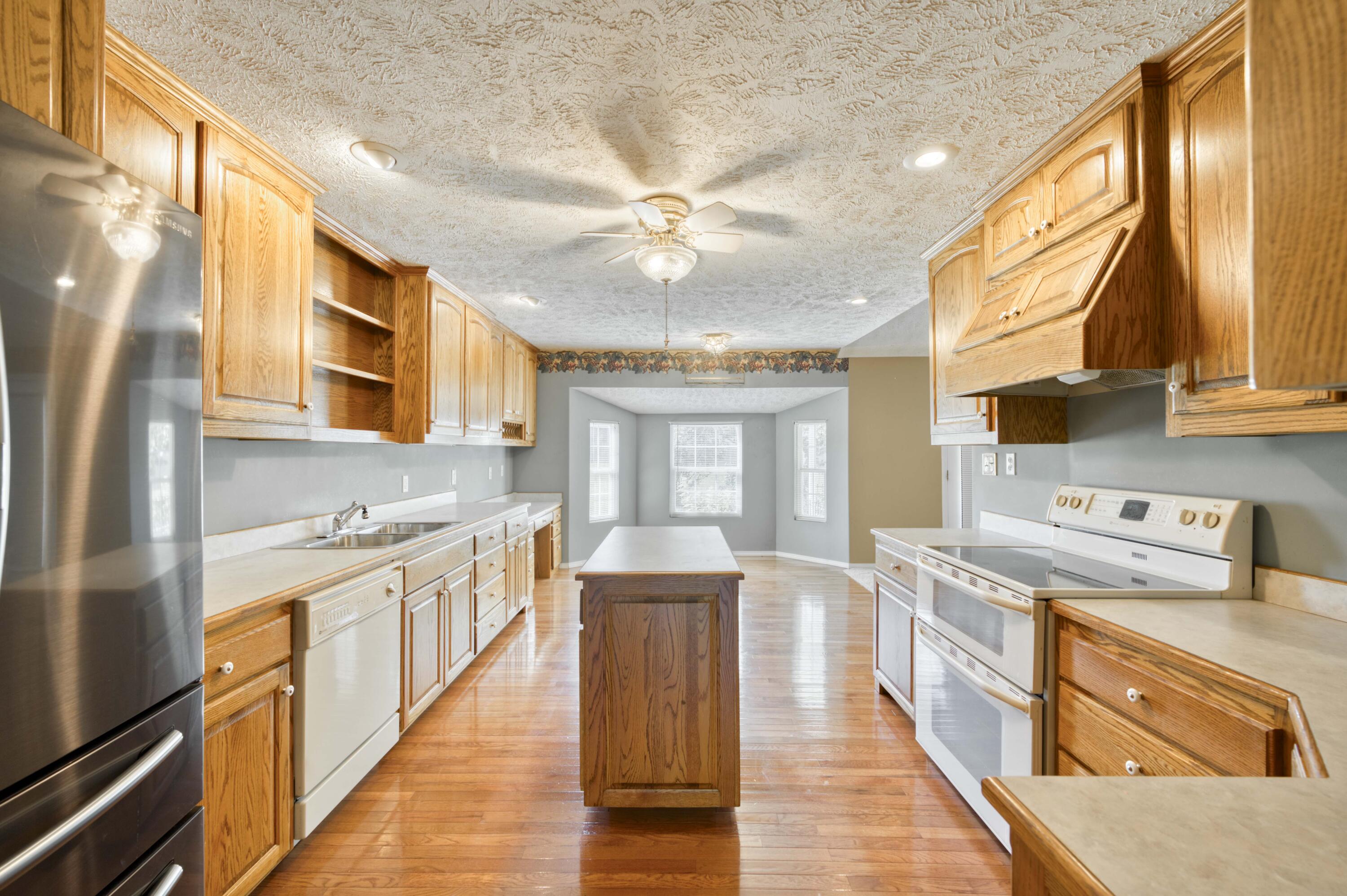 784 South 17th Street Property Photo 18