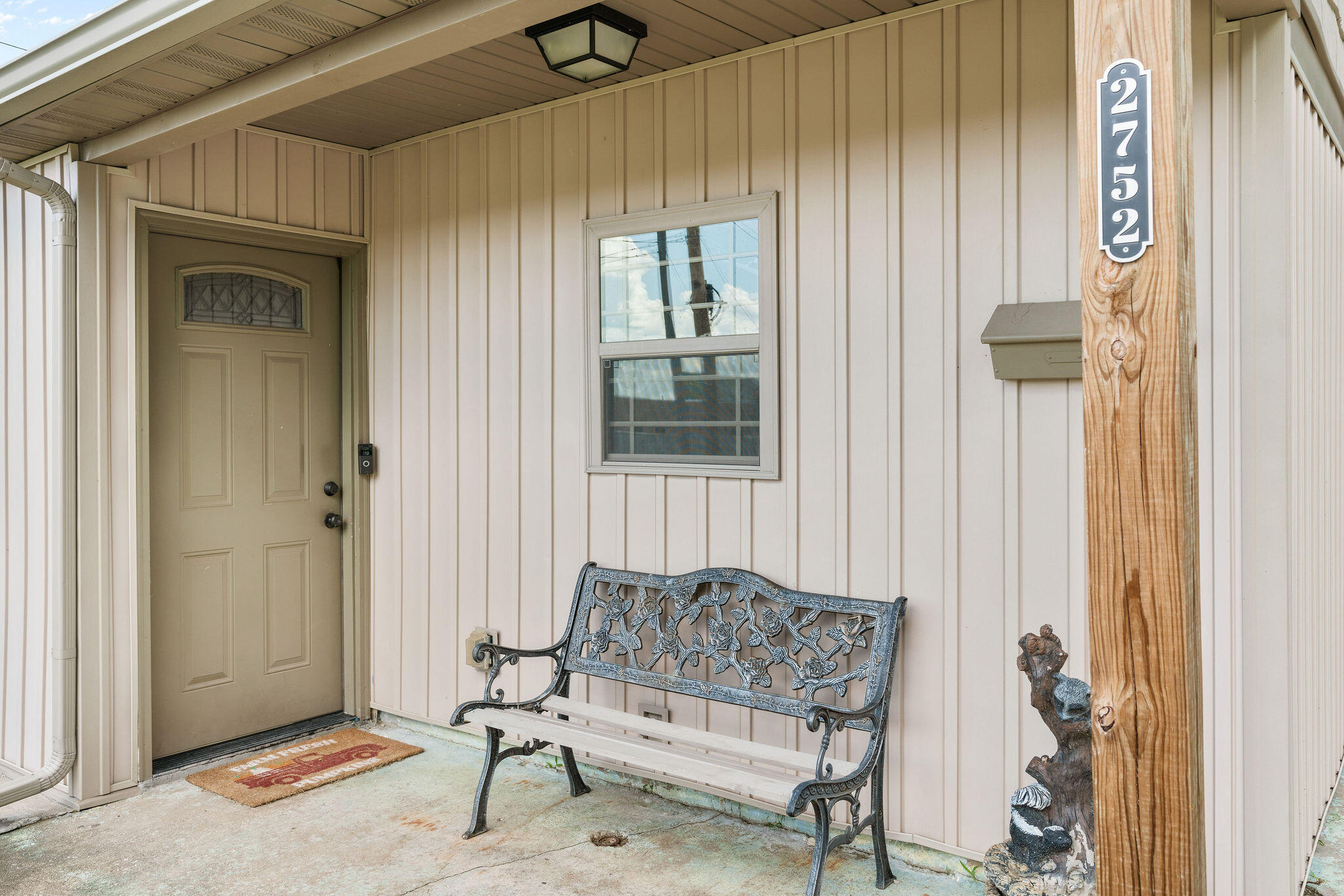 2752 North Fremont Avenue Property Photo 6