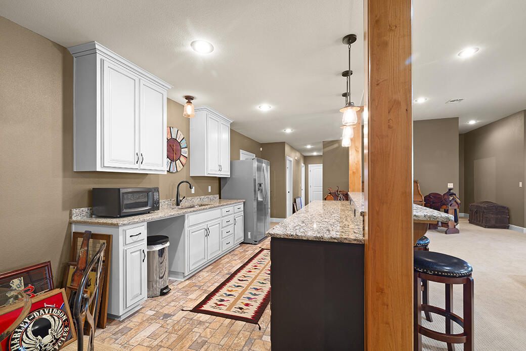 2741 Summit Drive Property Photo 30