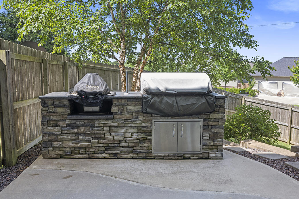 2741 Summit Drive Property Photo 38