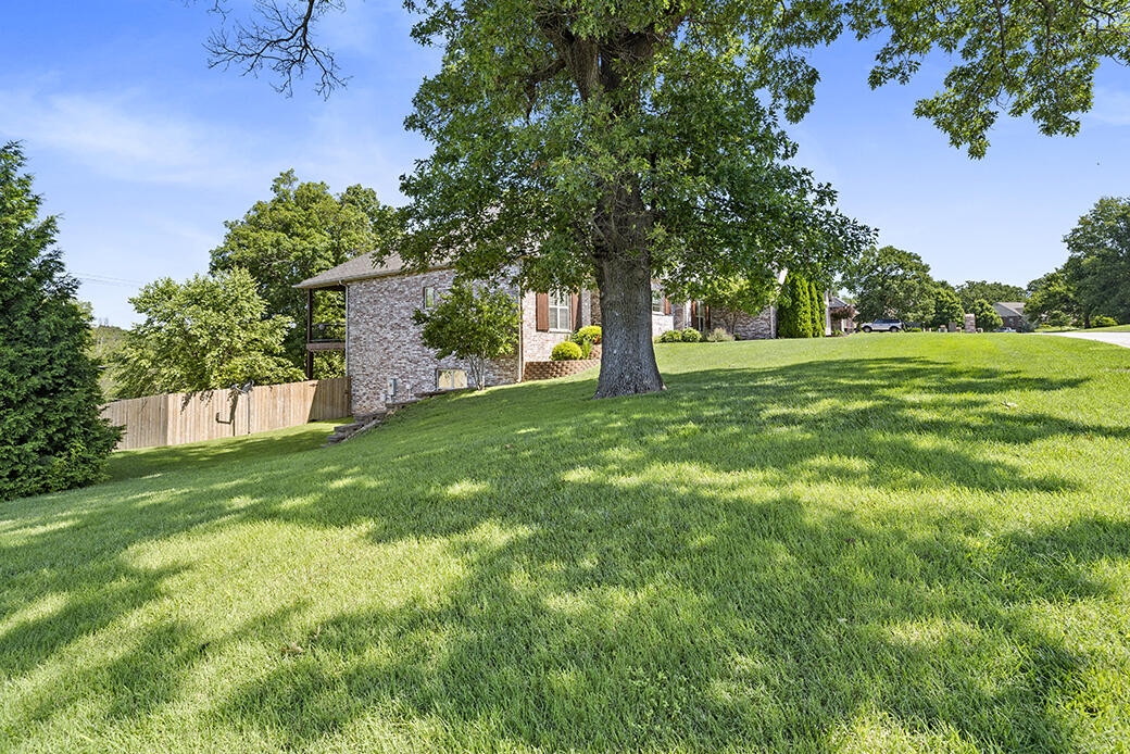 2741 Summit Drive Property Photo 40