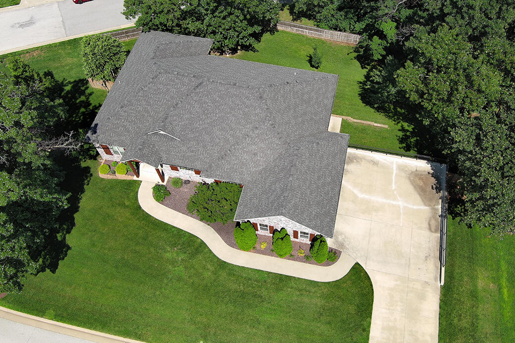 2741 Summit Drive Property Photo 44