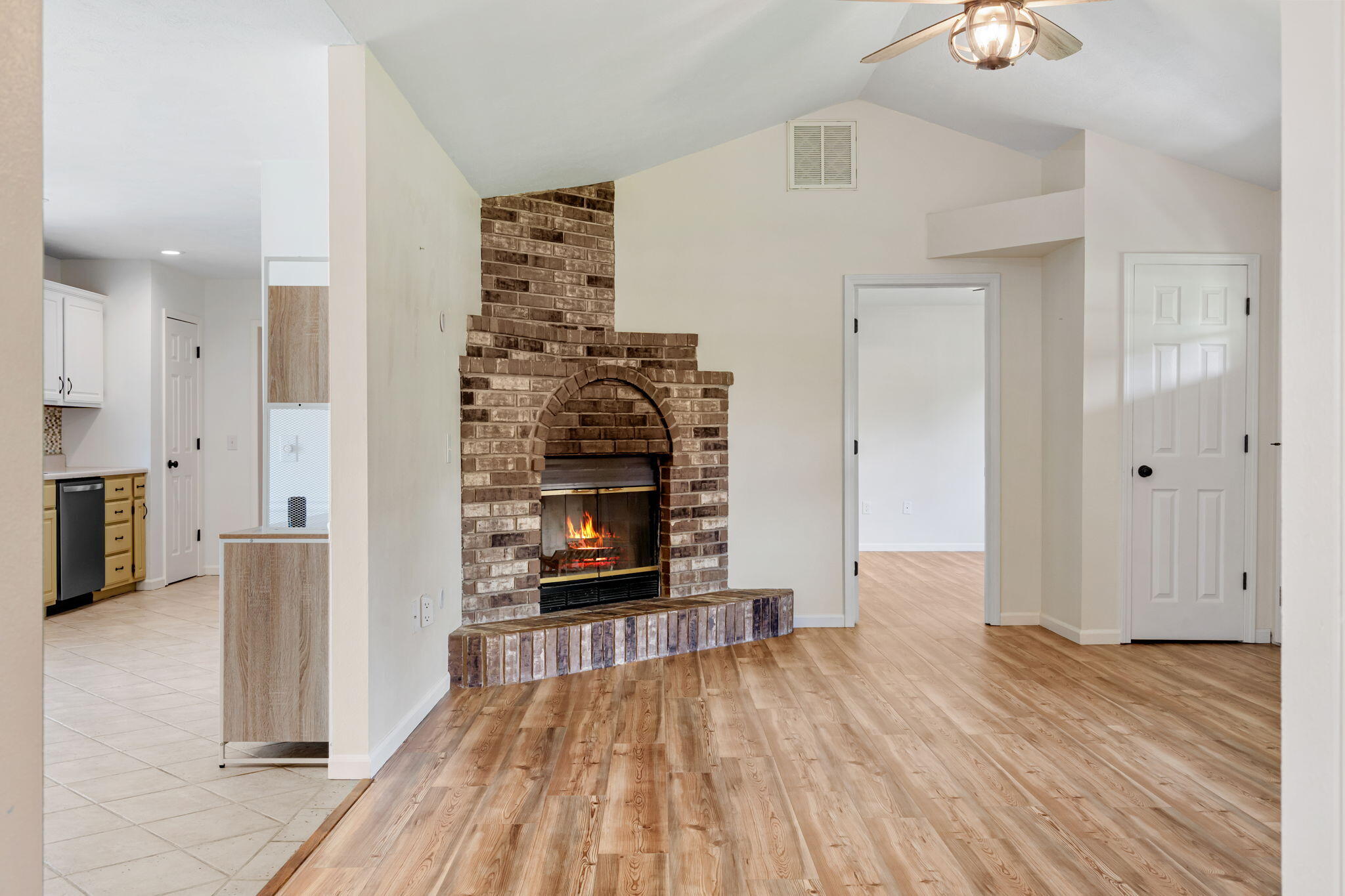 1035 Scenic View Road Property Photo 21