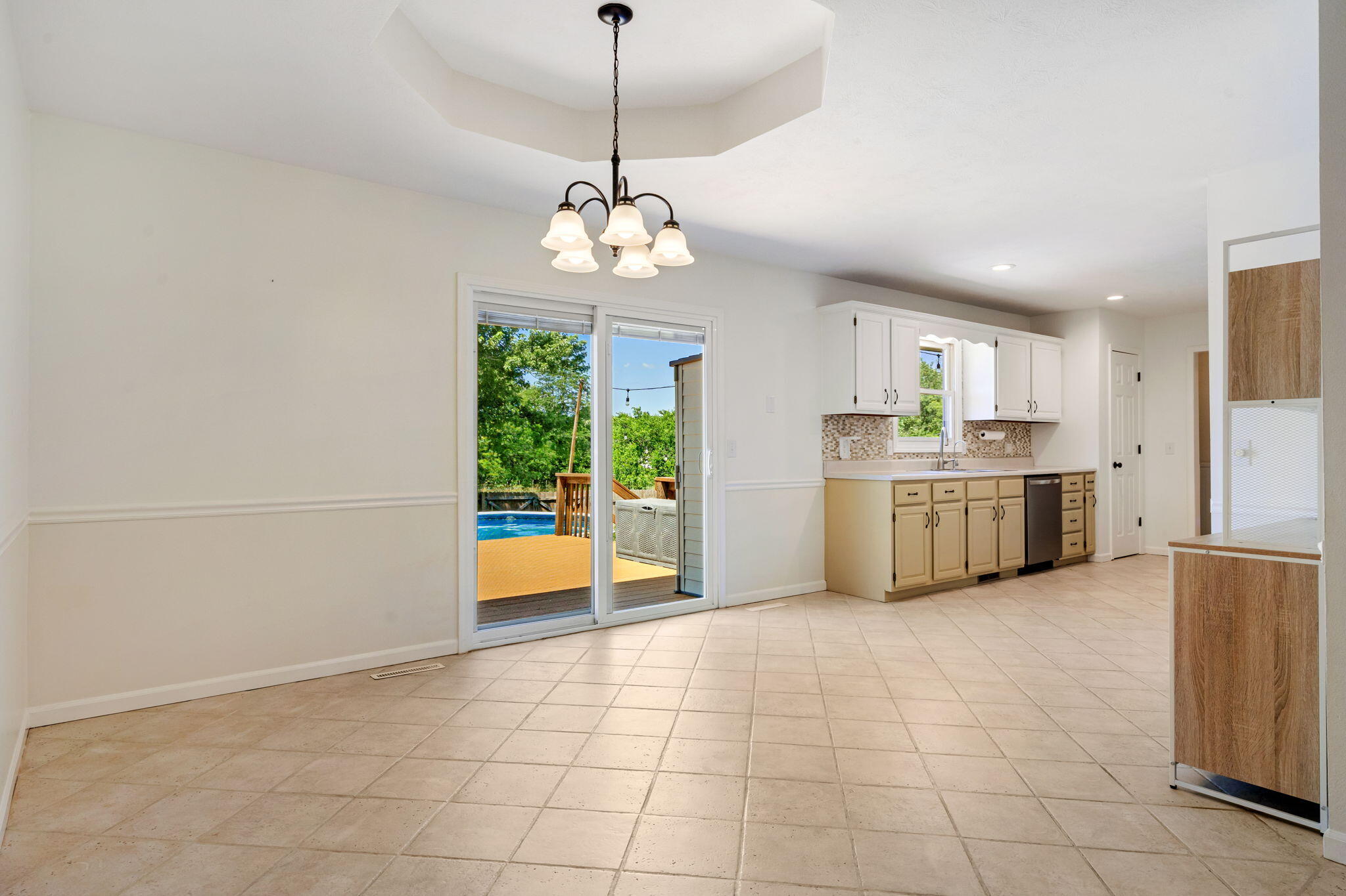 1035 Scenic View Road Property Photo 23