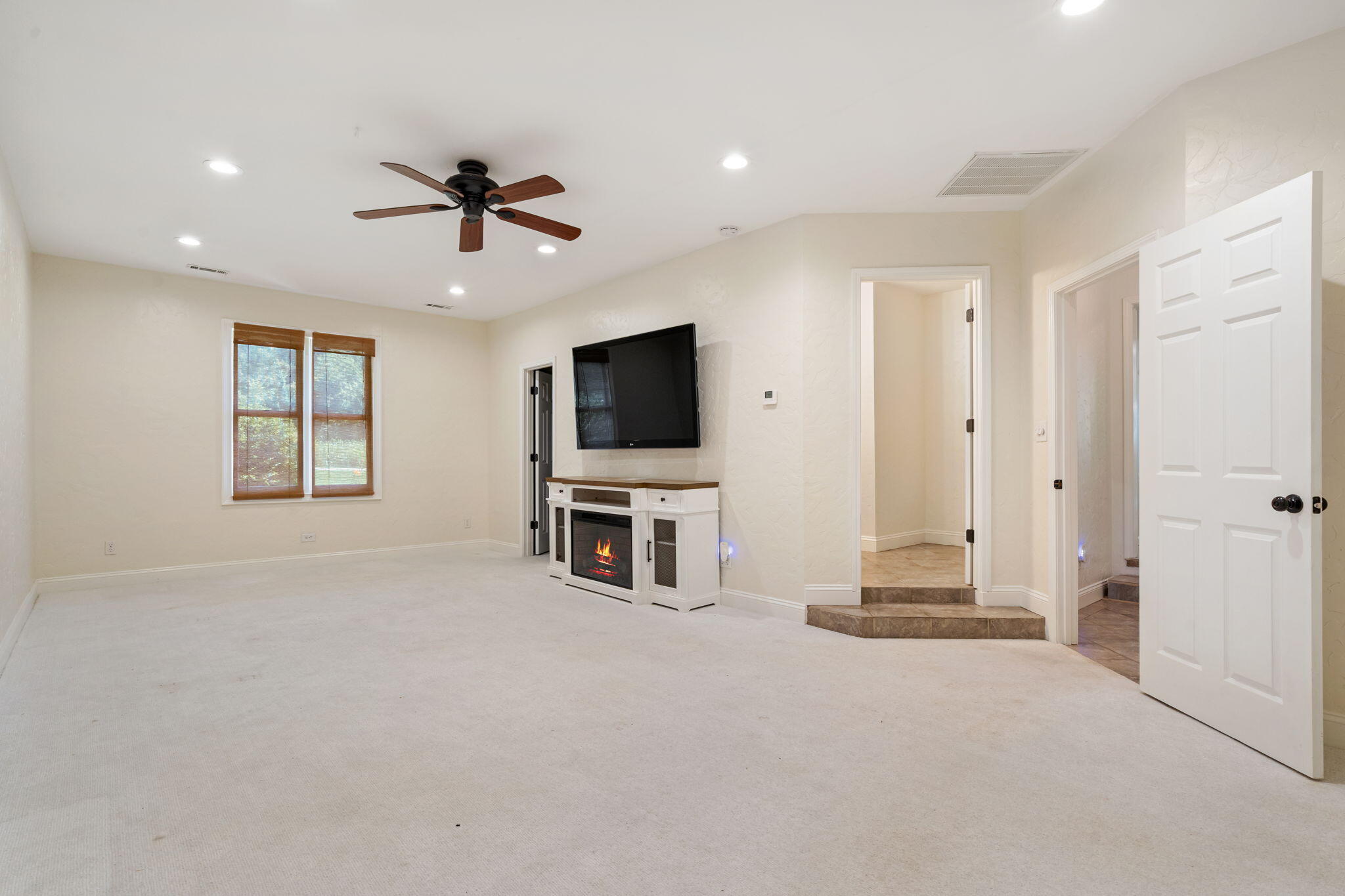1035 Scenic View Road Property Photo 40