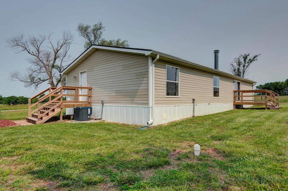 8390 Lawrence 1105 Property Photo 5