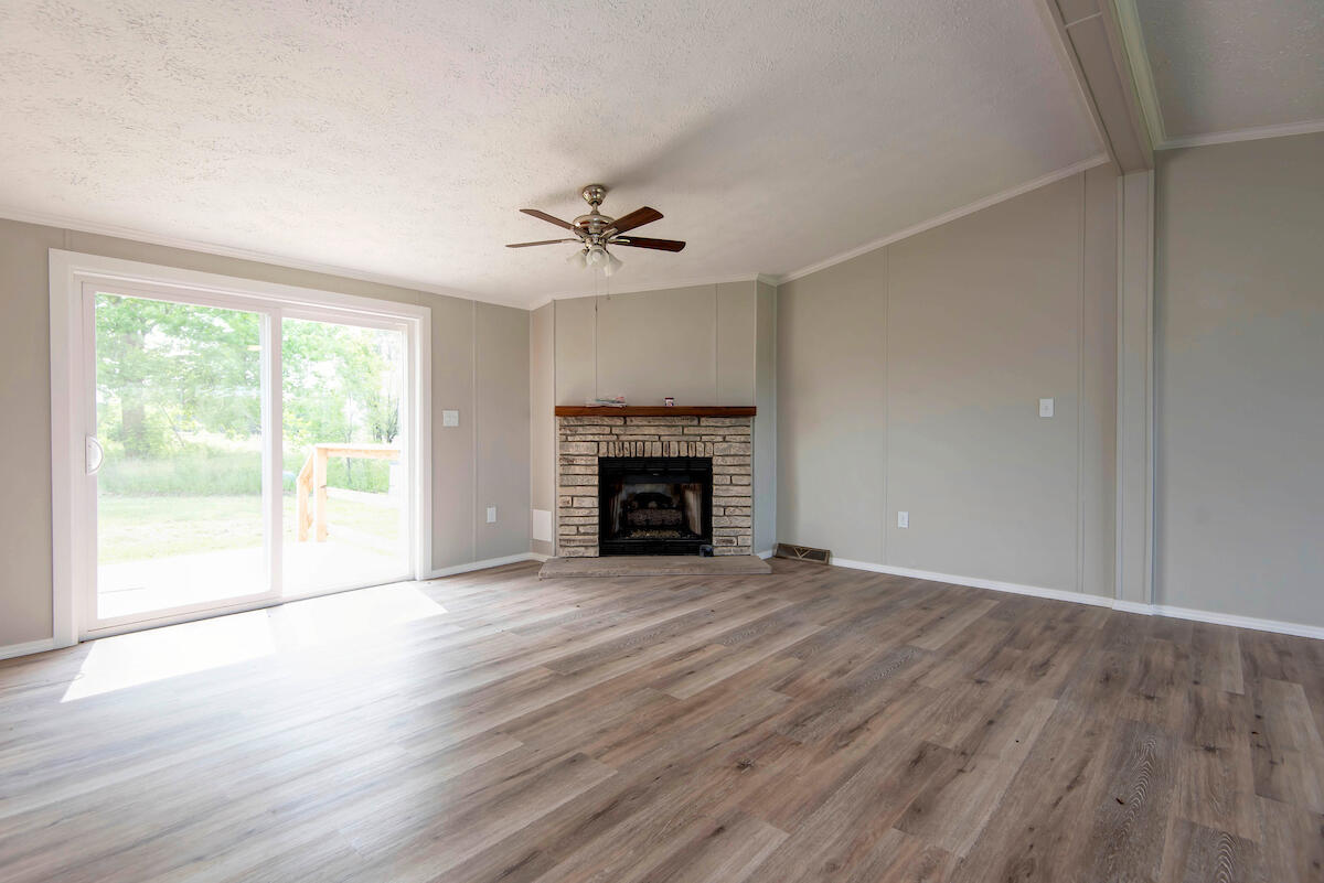 8390 Lawrence 1105 Property Photo 12